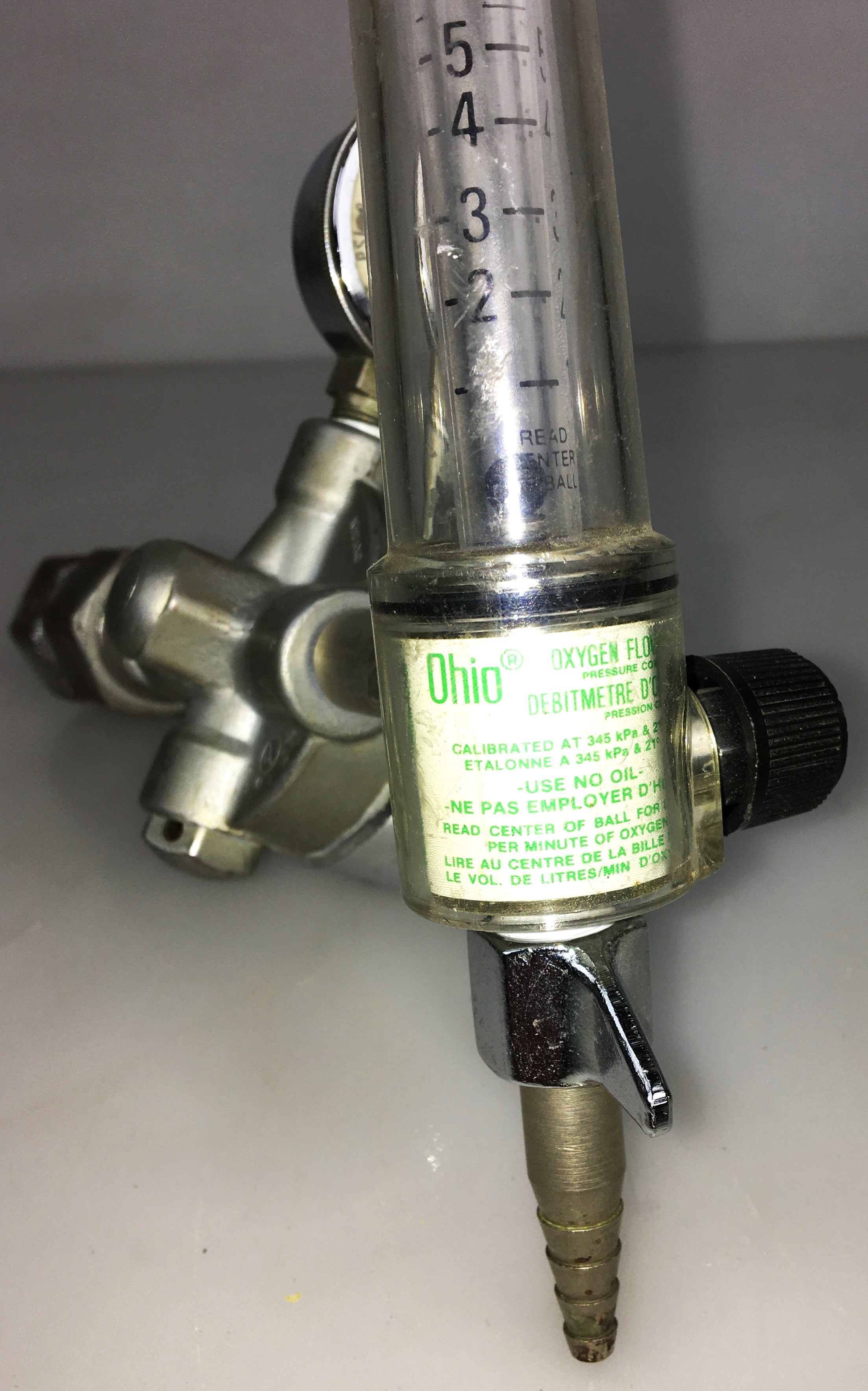 Used Ohio Medical 6700 Series Oxygen Flowmeter Regulator