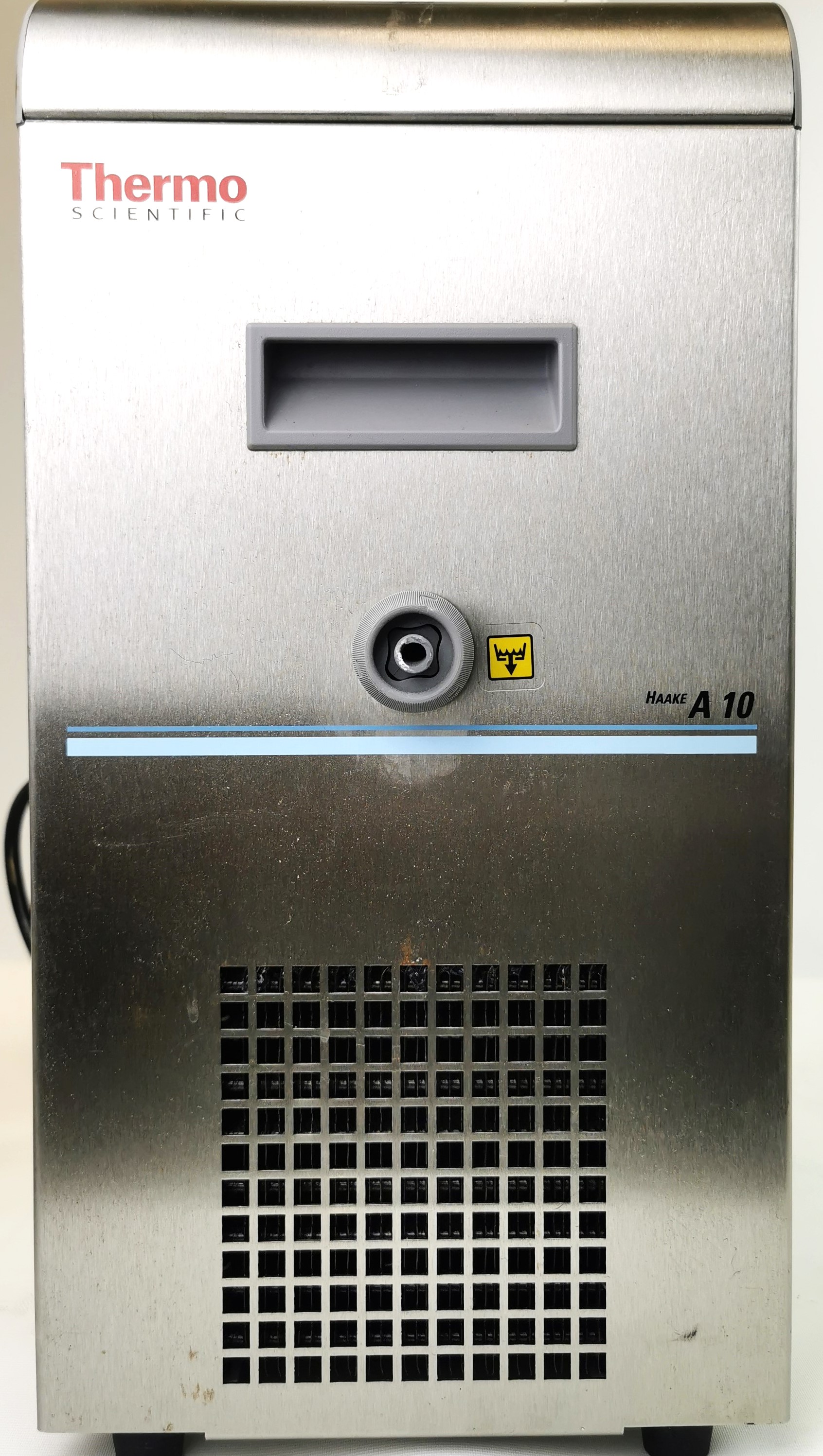 Used ThermoFisher Haake AC150-A10 Refrigerated Bath (6L)