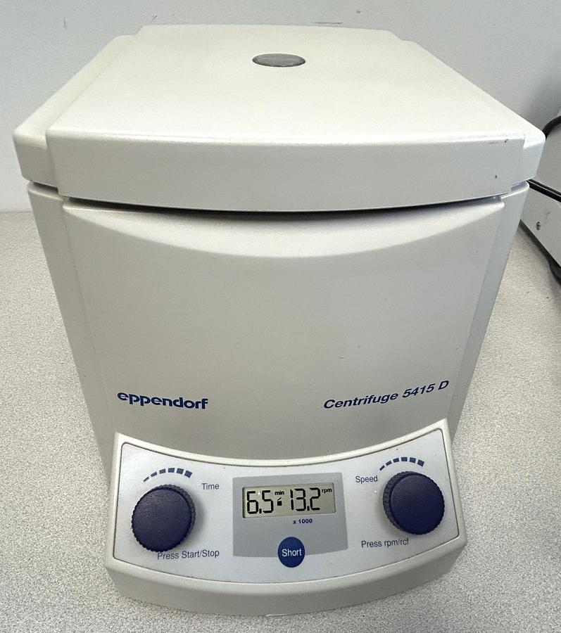 Used Eppendorf 5415D Digital Microcentrifuge (24 x 1.5mL)