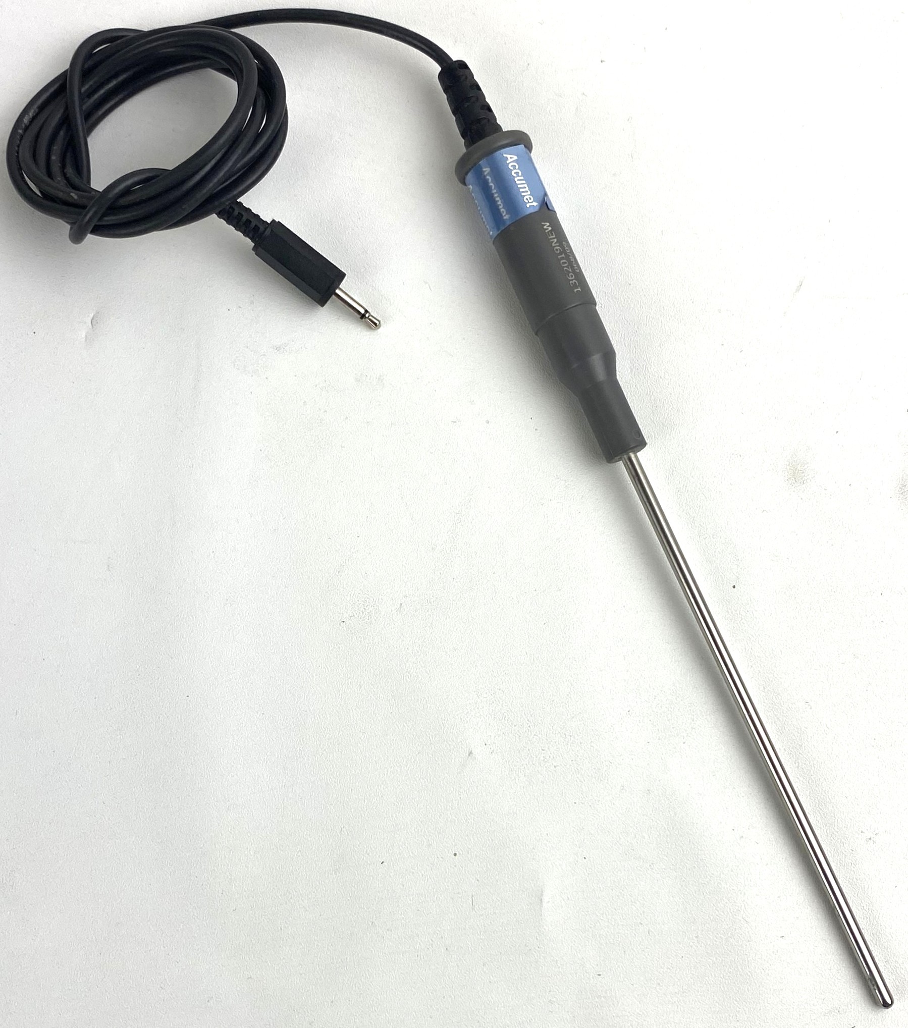 Used Fisher Accumet Excel XL15 pH-mV Meter with Temperature Probe and Support Arm