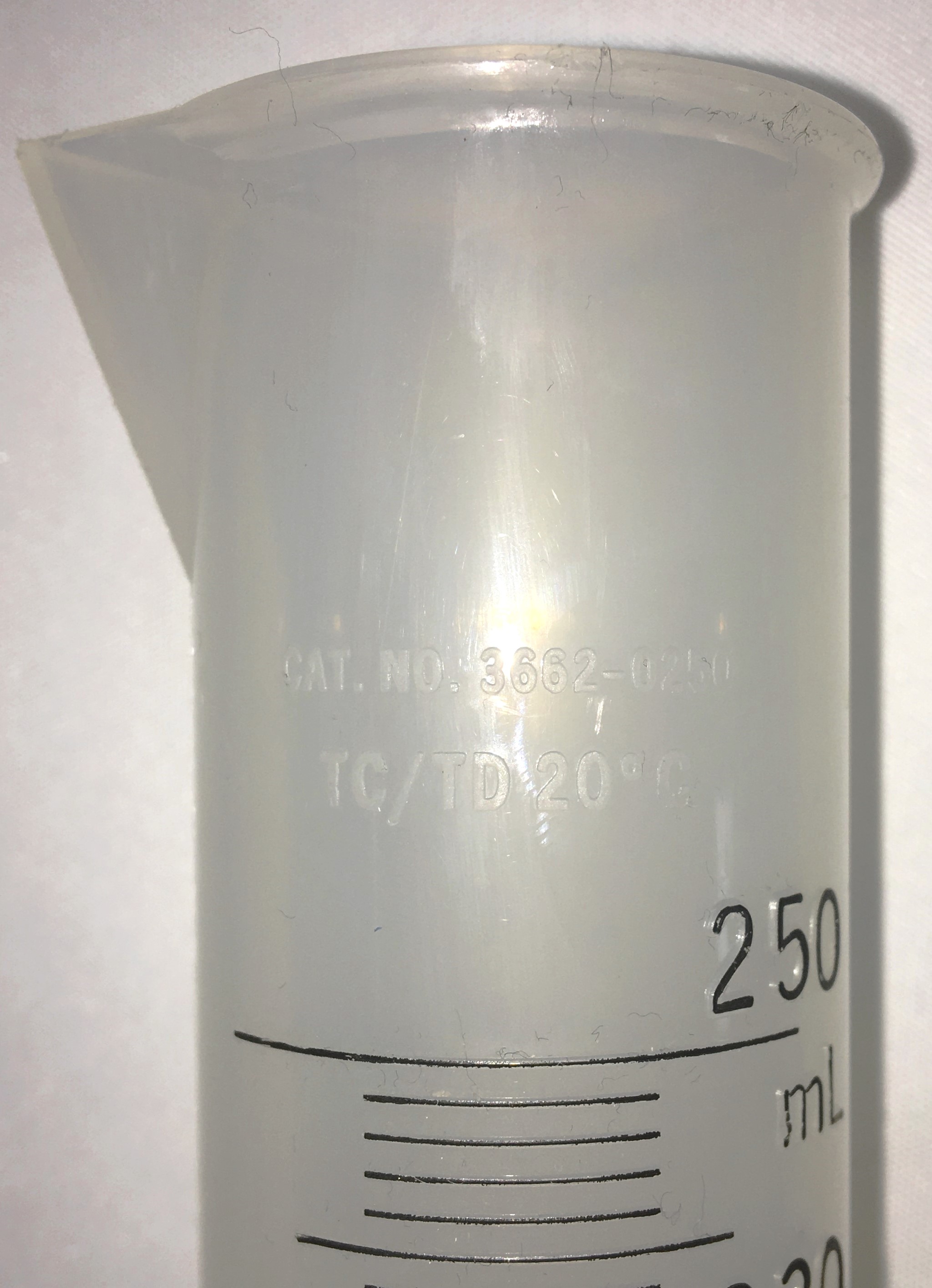 Used Nalgene 3662-0250 Plastic Graduated Cylinder - 250mL