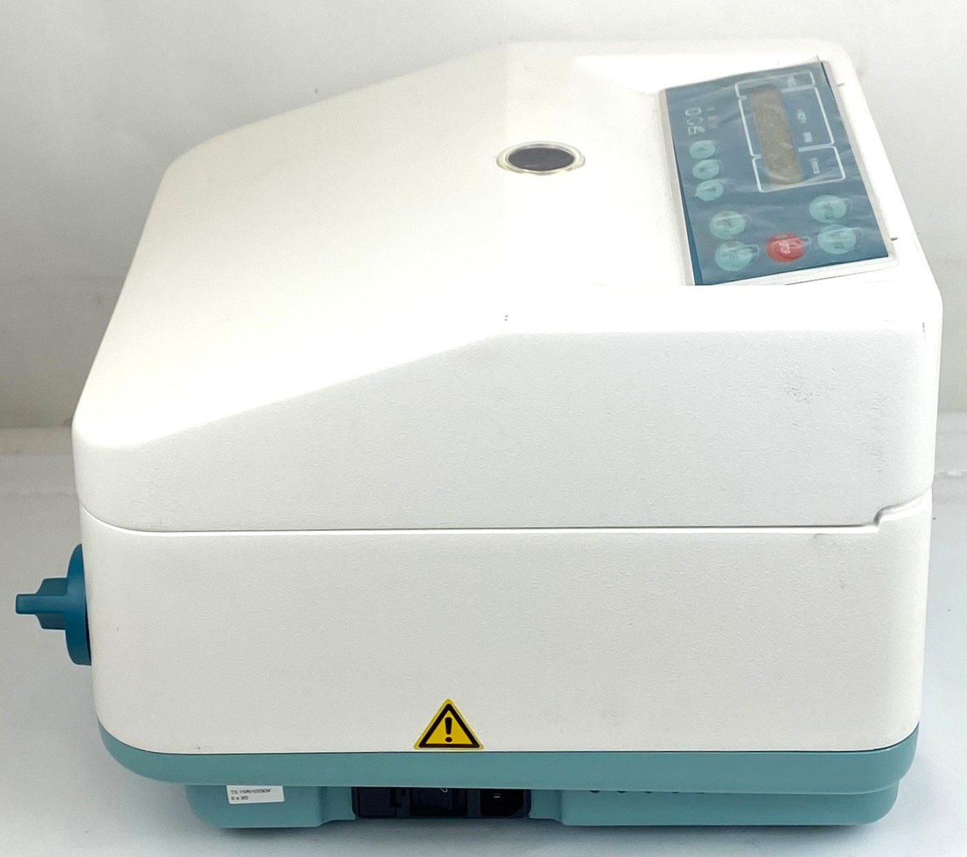 Used Hettich EBA21 Centrifuge