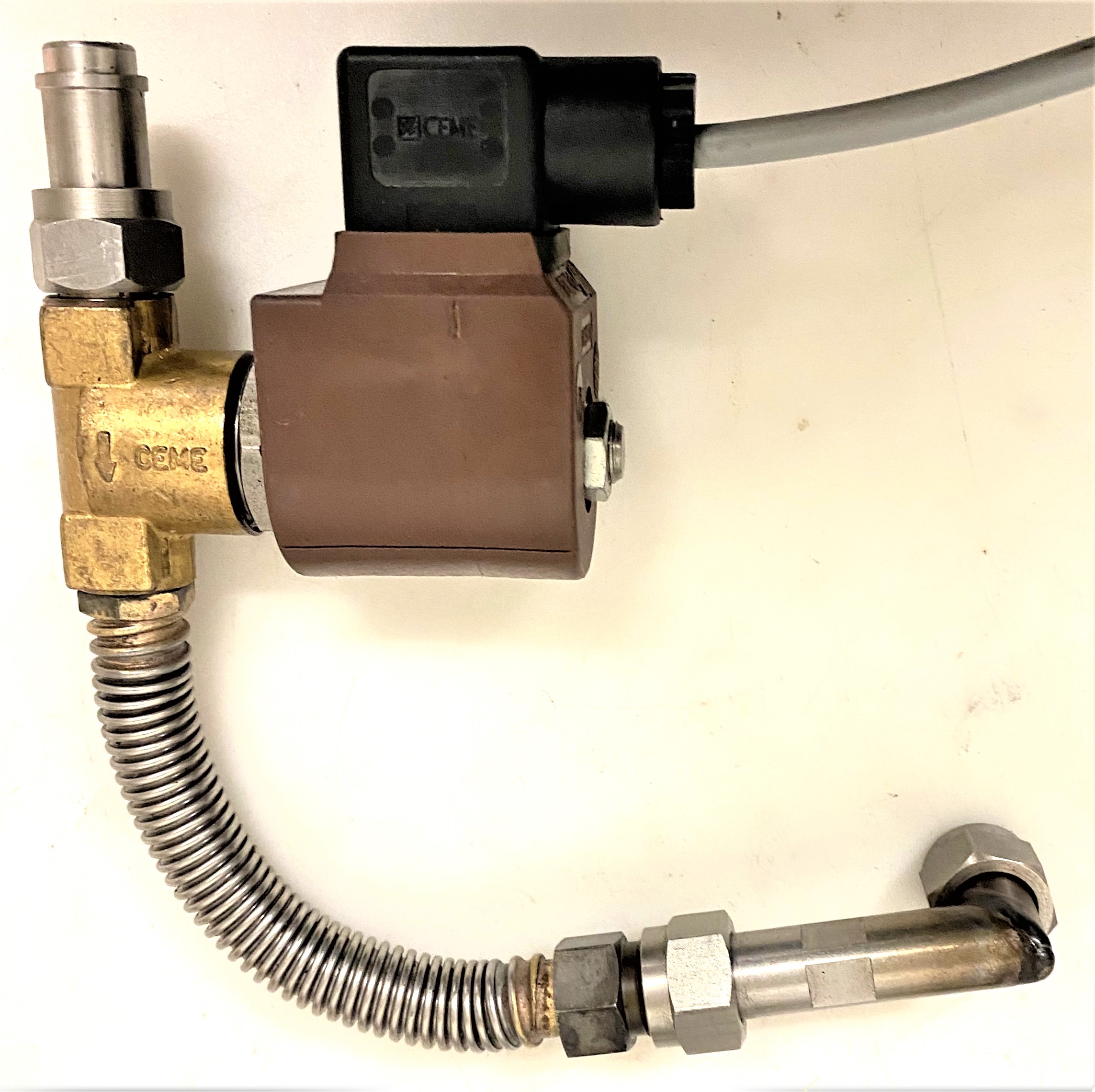 Used Julabo Presto LH50 De-Air Valve