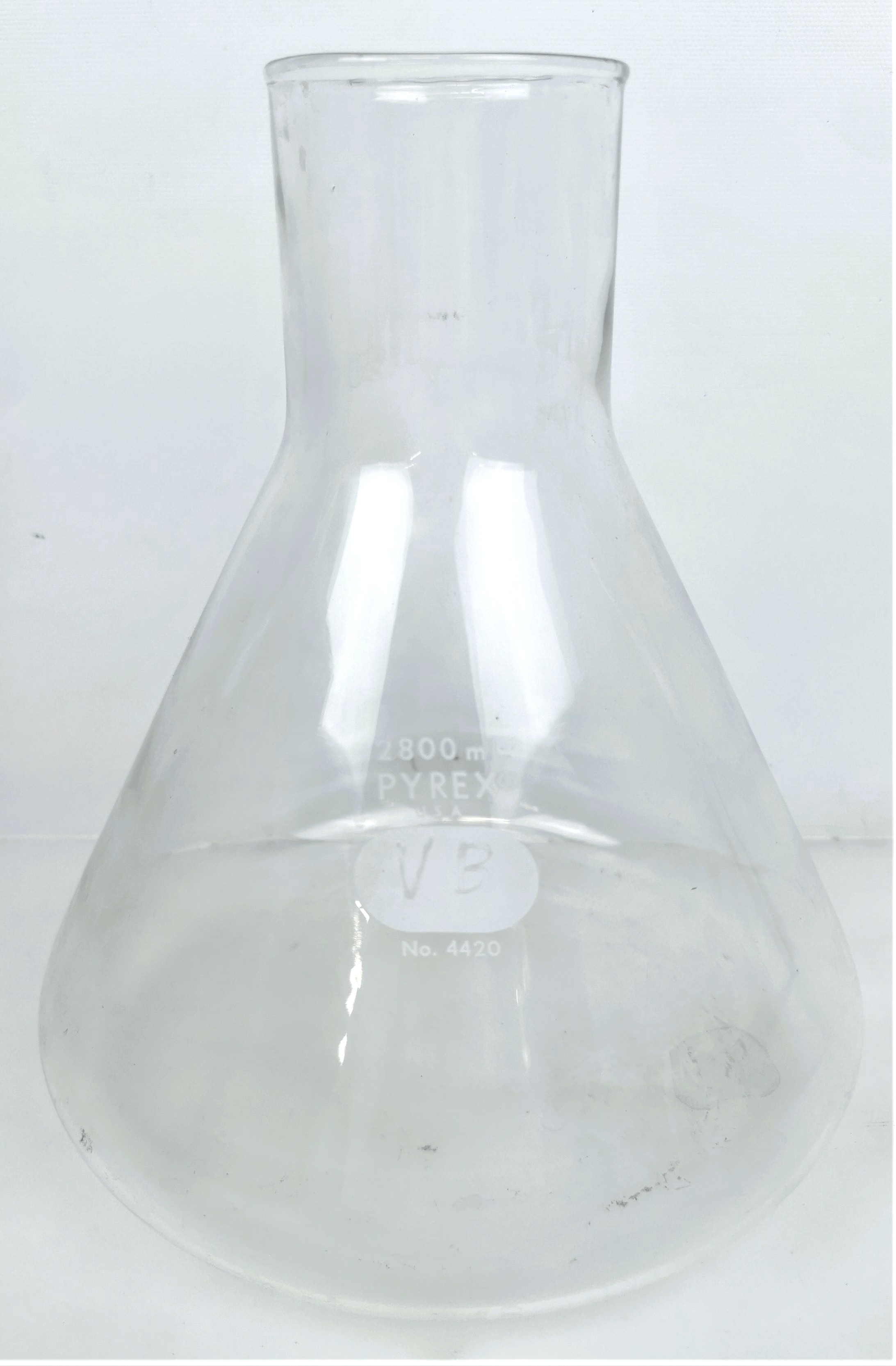 Used Corning PYREX 4420-2XL Fernbach-Style 2800mL Culture Flask