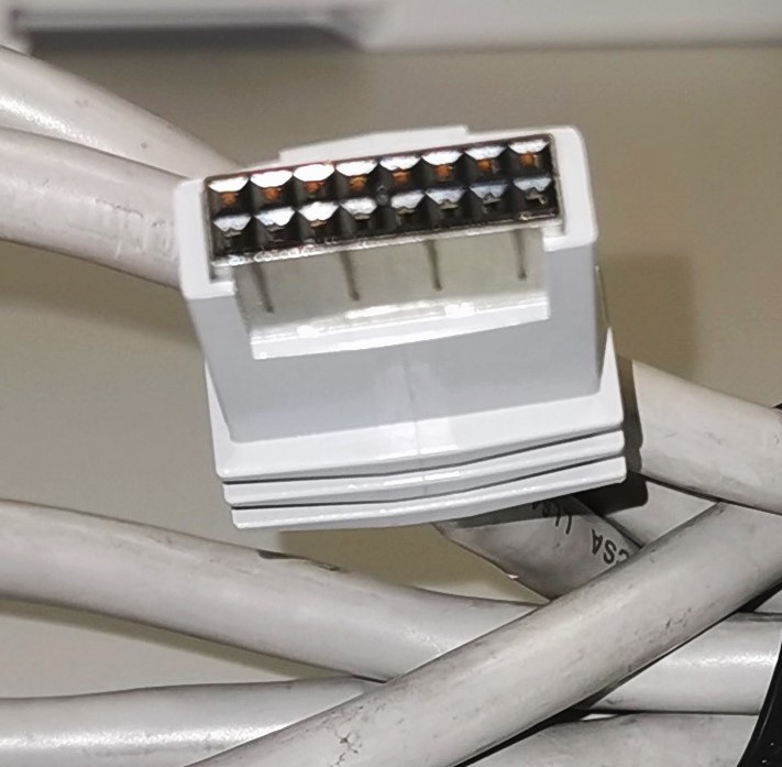 Used Agilent 7683B Series (G2913A) Autoinjector Tower