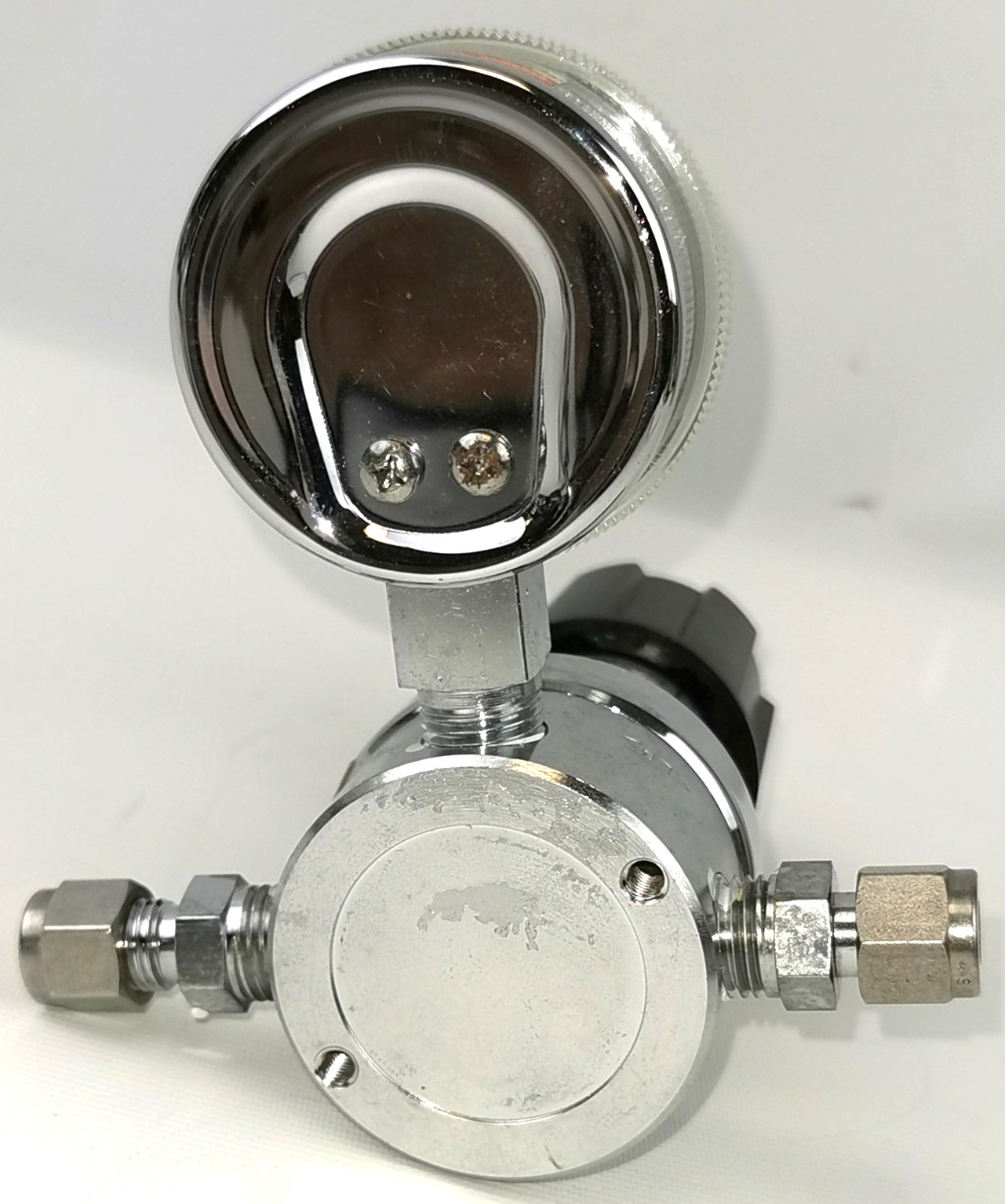 Used Liquid Air CONCOA 3045022-TF4 Pressure-Reducing Regulator