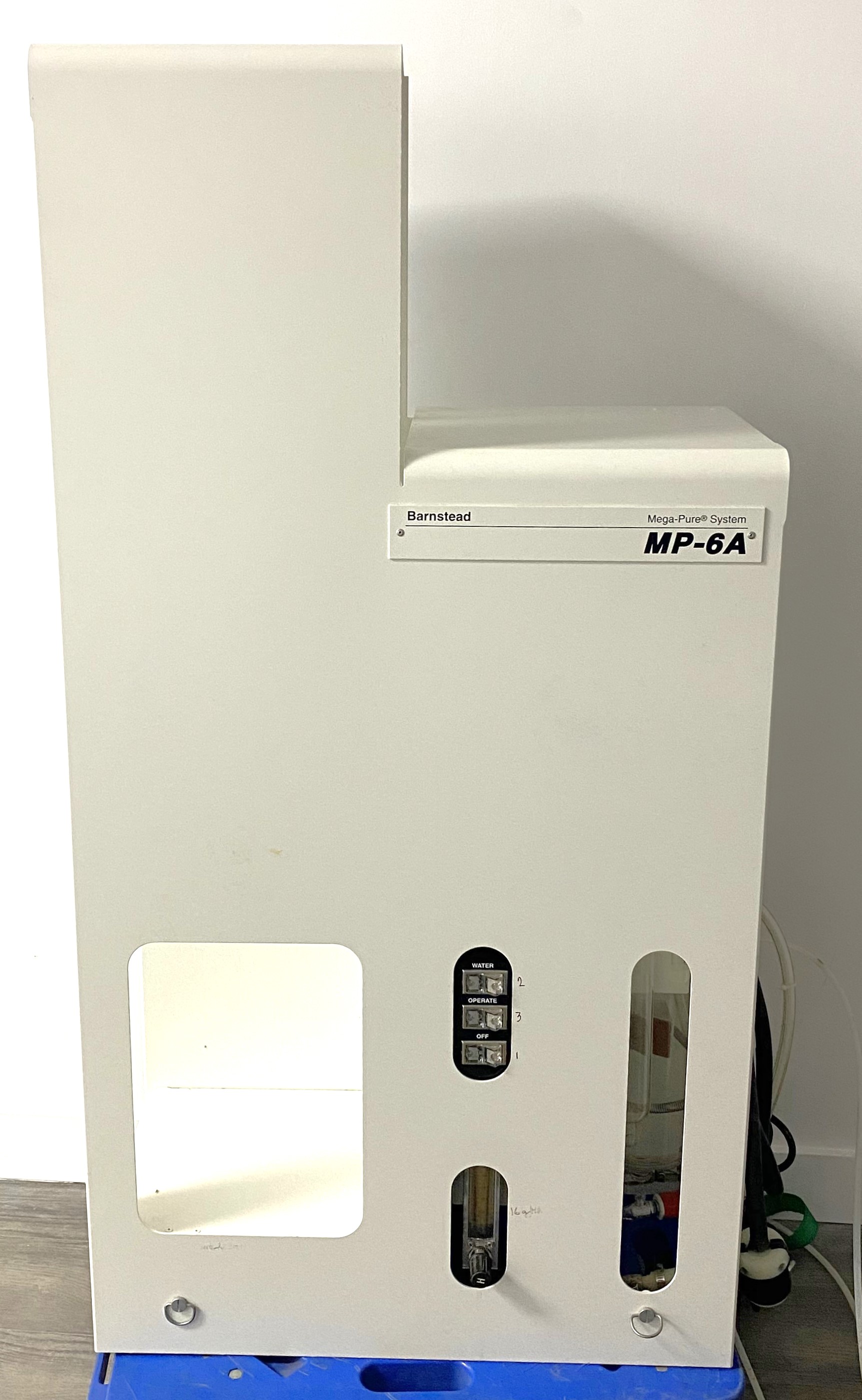 Used Barnstead/Thermolyne Mega-Pure MP-6A Water Still (6L/hr)