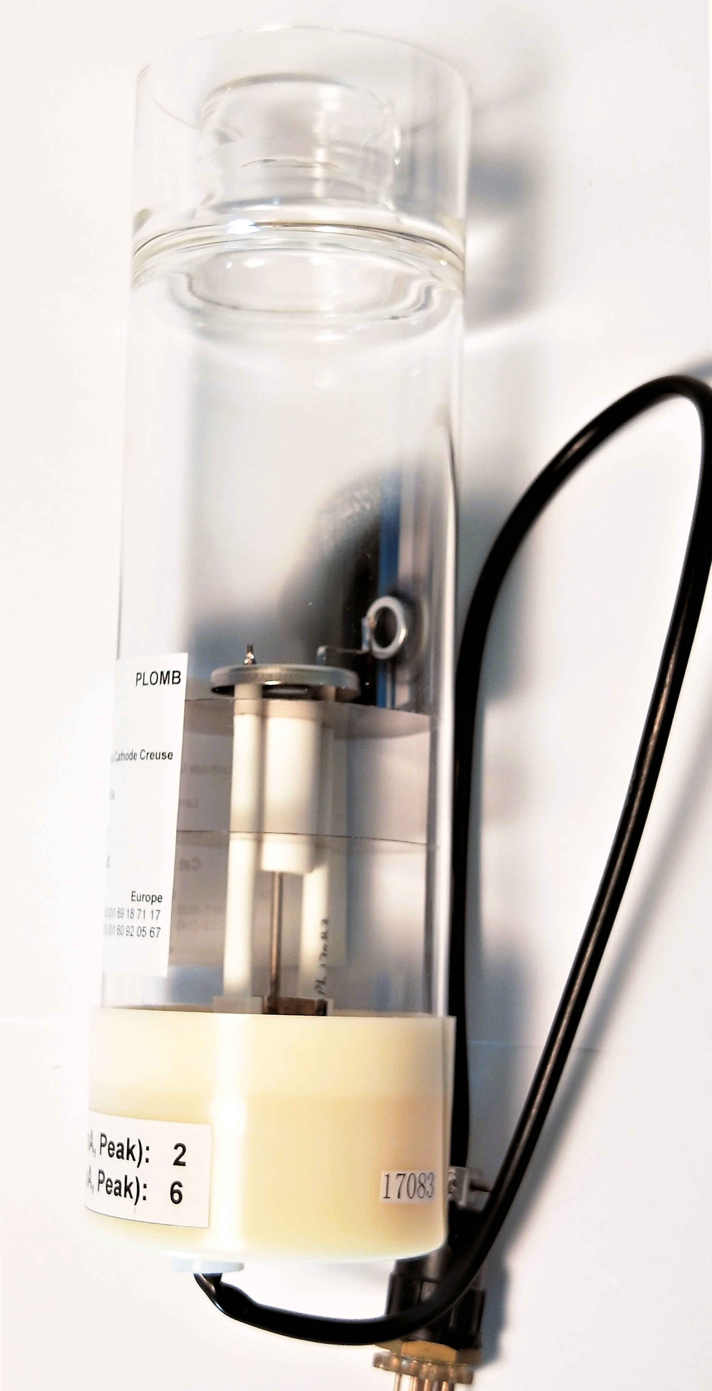 Used SCP Science 030-200-822 Lead (Pb) AA Lamp