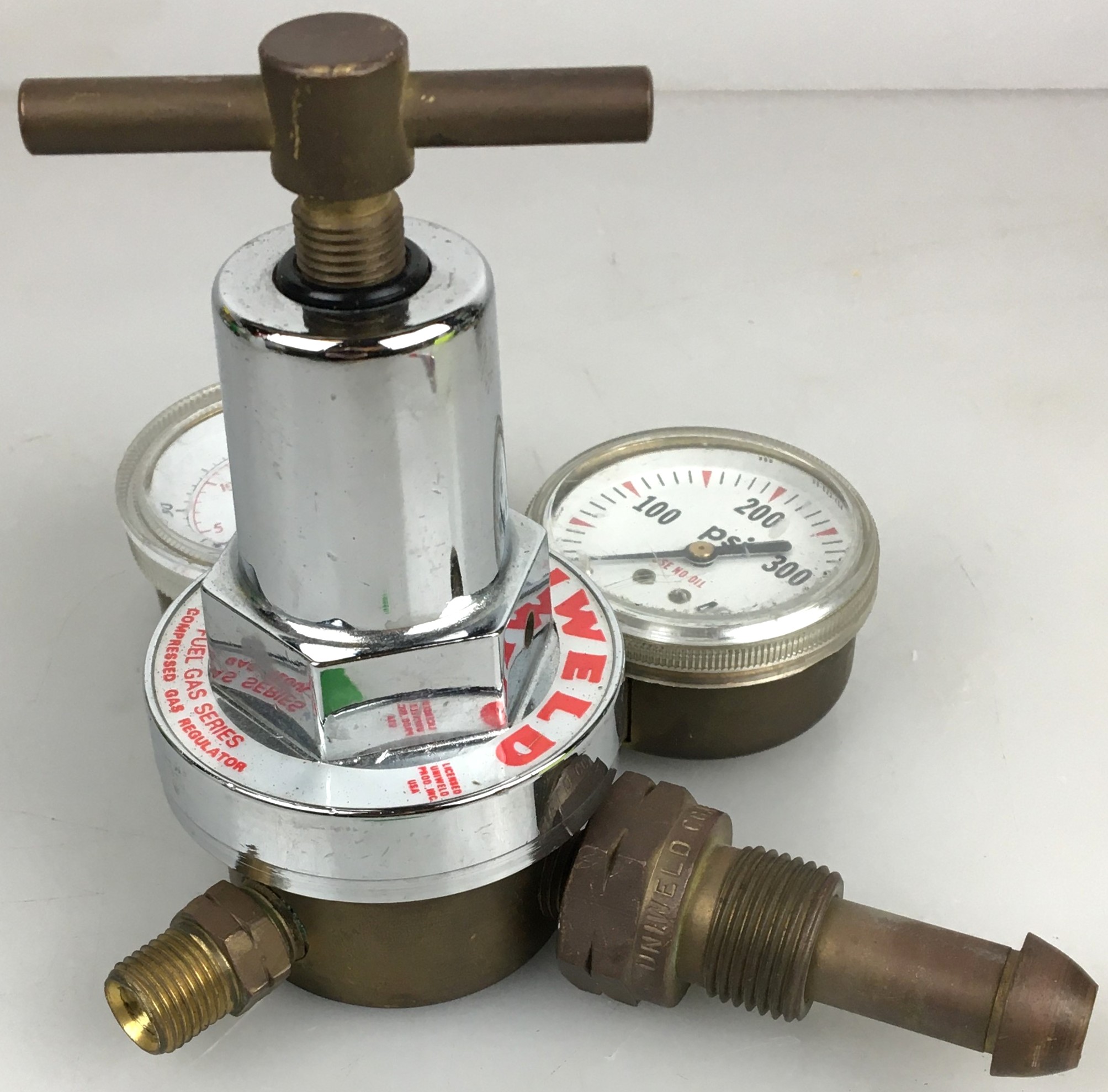 Used Uniweld 592H Brass Acetylene Regulator (CGA 510)
