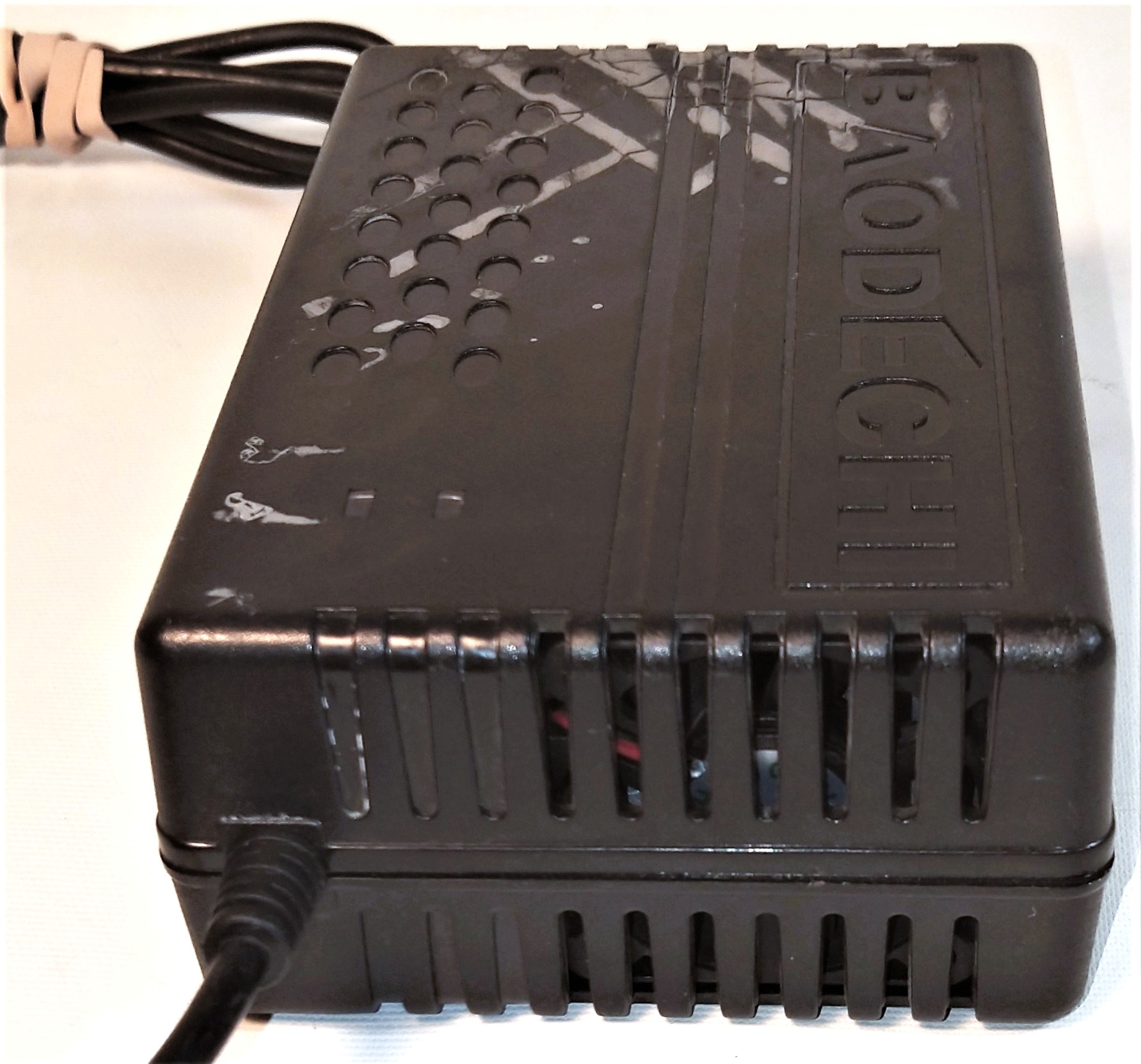 Used Baodechi BDC120 Battery Charger for Electric Bike (72V, 24Ah)