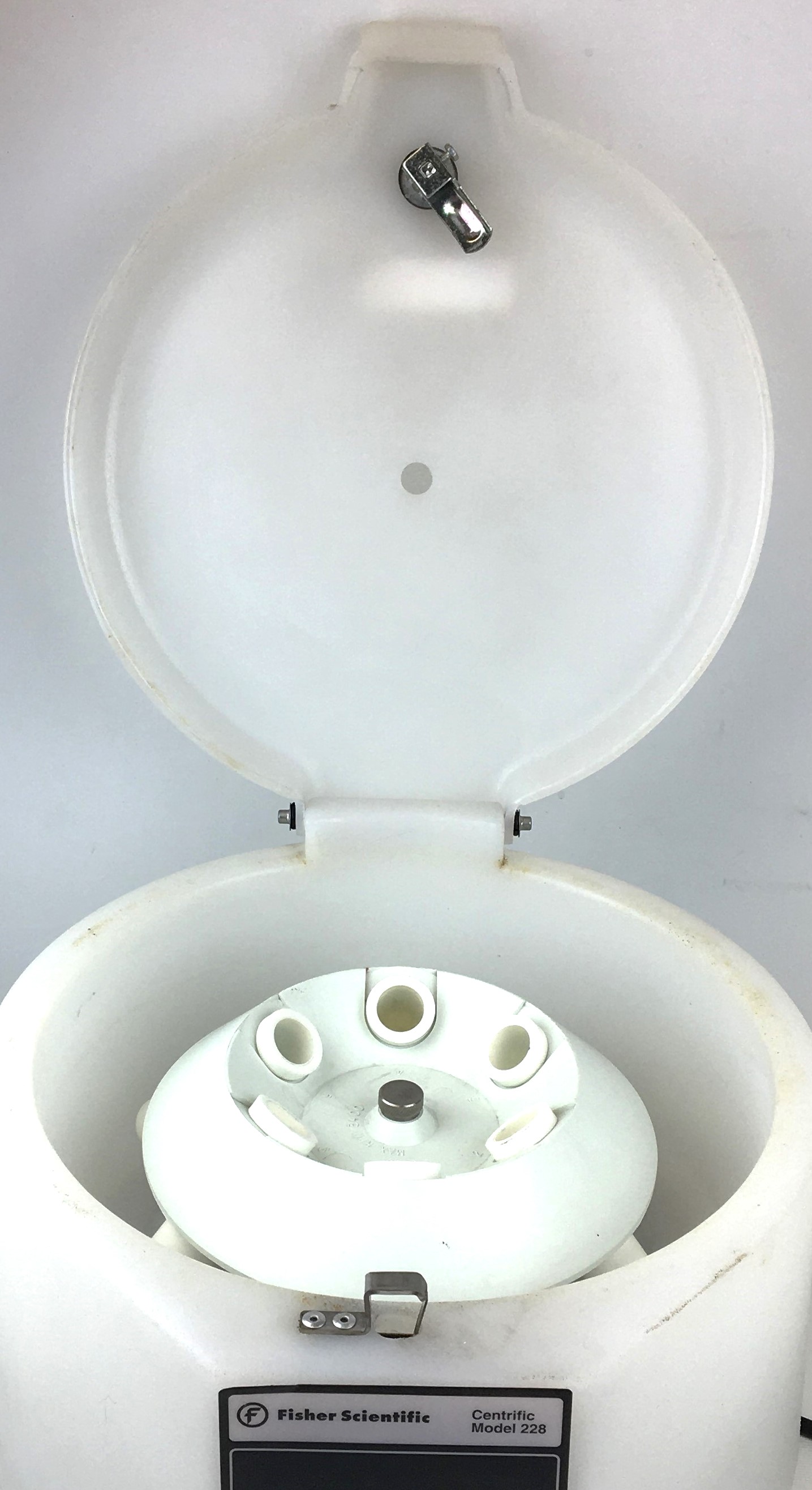 Used Fisher Centrific 228 Centrifuge with Fixed-Angle Rotor