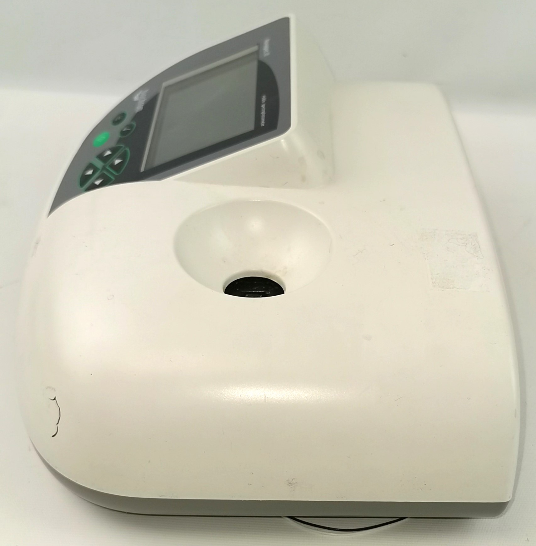 As is Biochrom Novaspec III Visible Spectrophotometer (330 to 830nm)