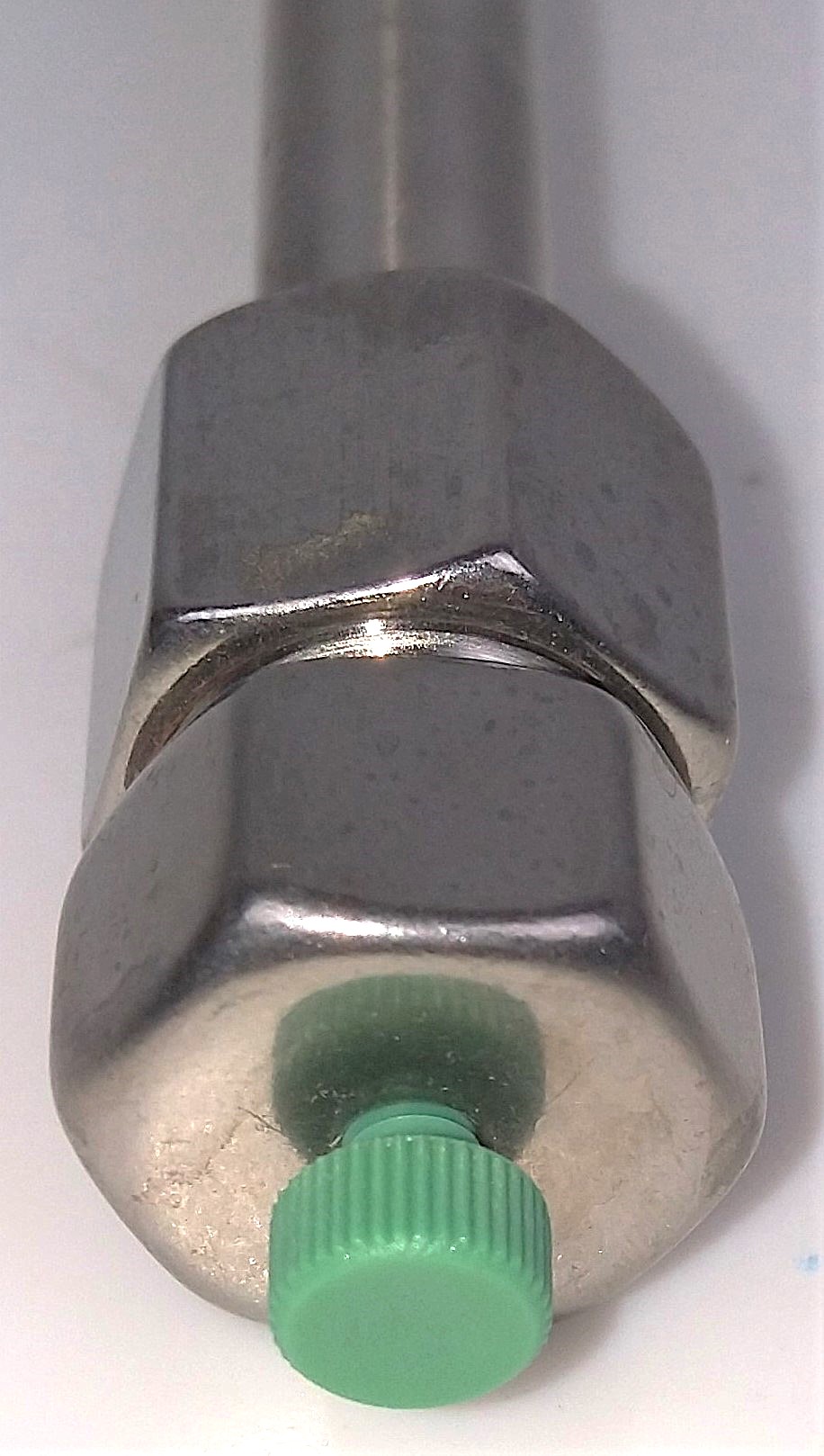 Used Vydac 218TP510 C18 Semi-Preparative HPLC Column (25 cm × 10 mm x 5µm)