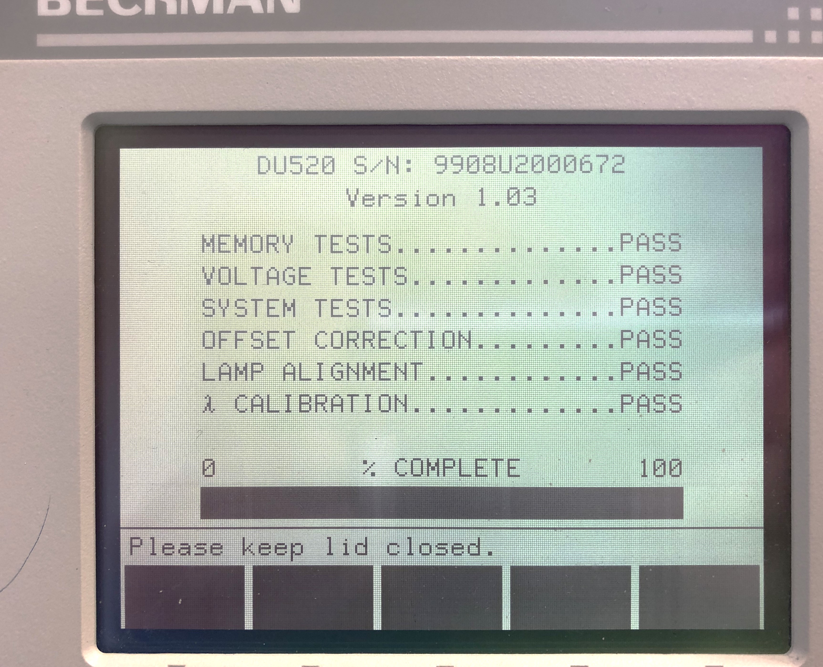 Used Beckman DU-520 UV-Visible Spectrophotometer (190 to 1100 nm)