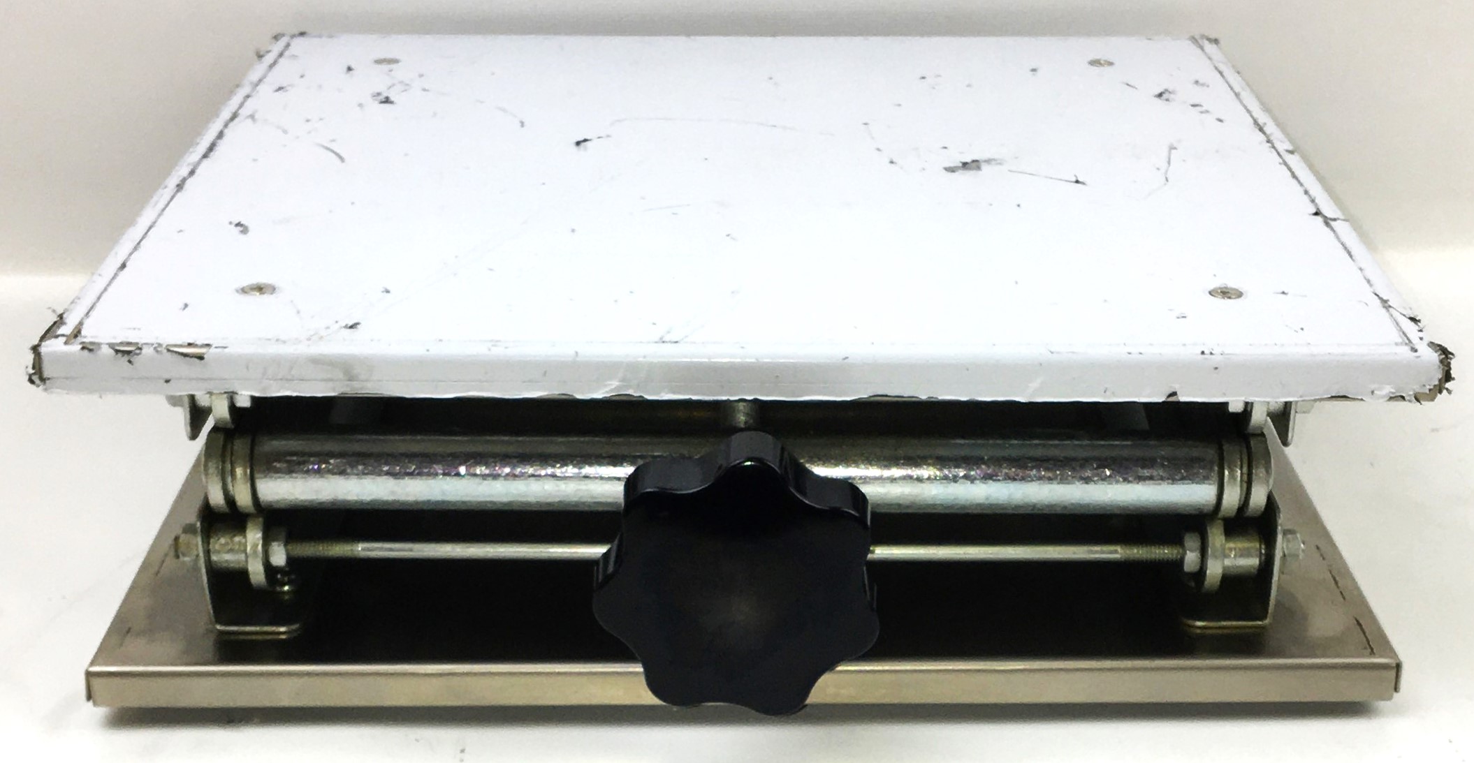 Used Troemner 30400005 Lab Jack - 13" x 12" Platform