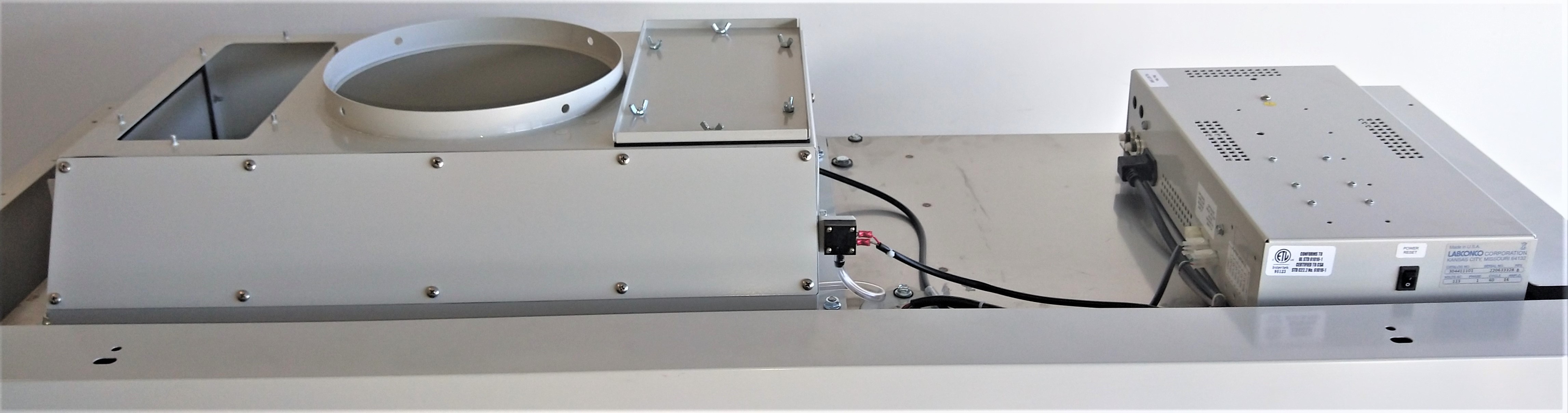 New Open Box Labconco Purifier Axiom 304411101 4-Ft Class II Type C1 Biosafety Cabinet