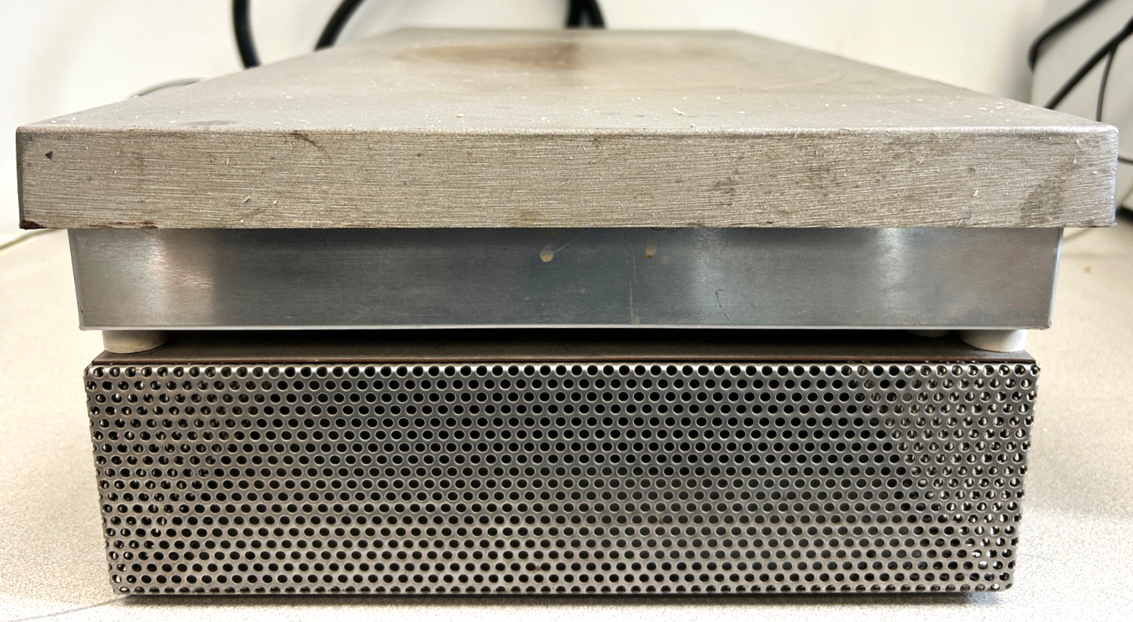 Used Thermolyne Type 2200 (HP-A2245M) Aluminum Top Hot Plate (24" x 12" Plate)