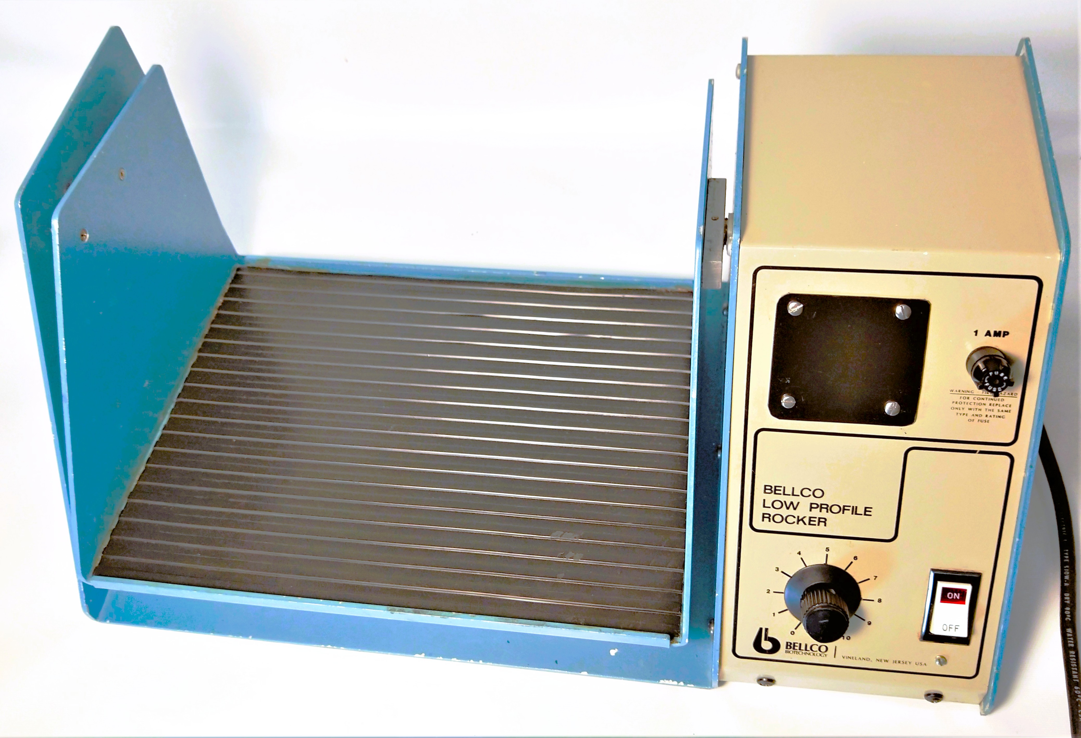 Used Bellco 7739-10013 Low Profile Rocking Shaker