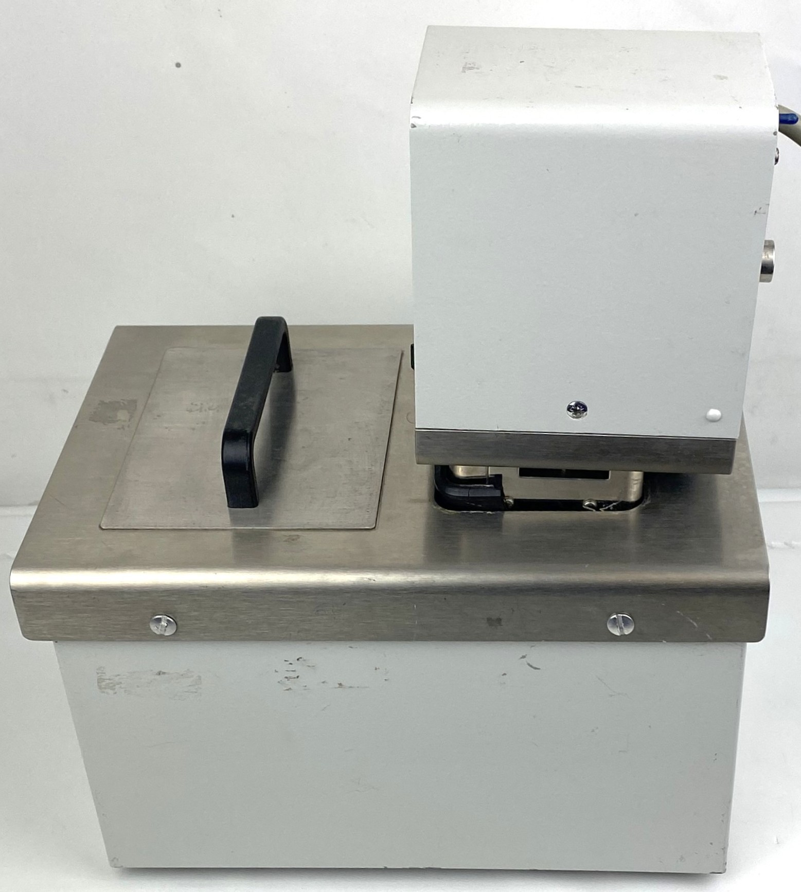 Used Haake D8-L Circulating Bath (3L)