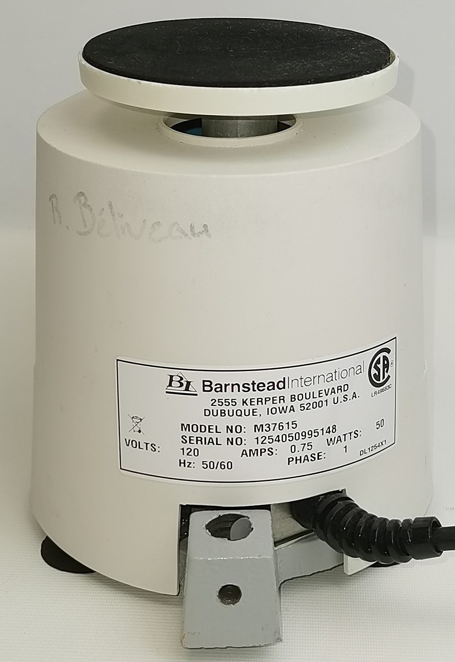 Used Thermolyne MaxiMix II 37600 Vortex Mixer