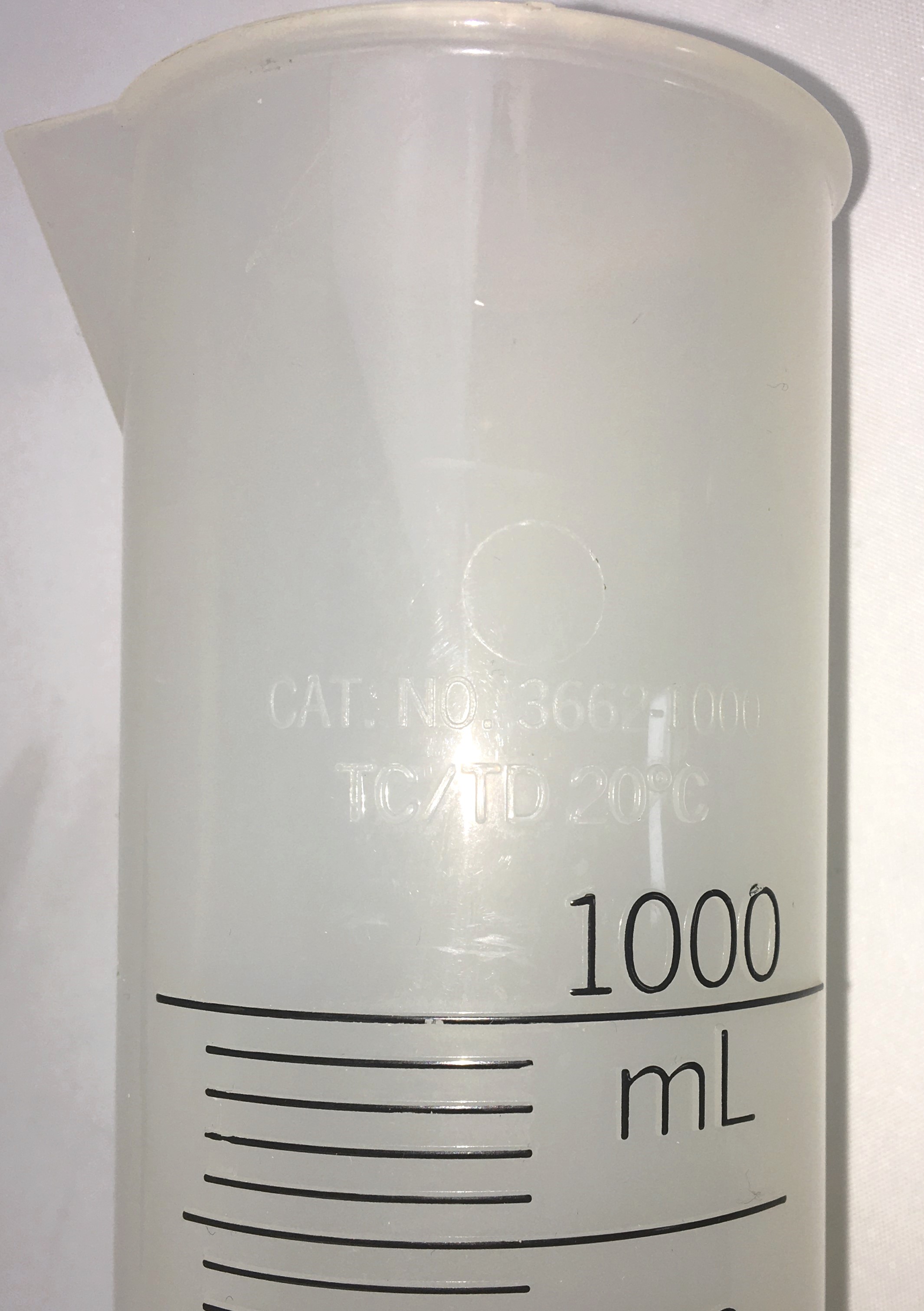 Used Nalgene 3662-1000 Plastic Graduated Cylinder - 1L