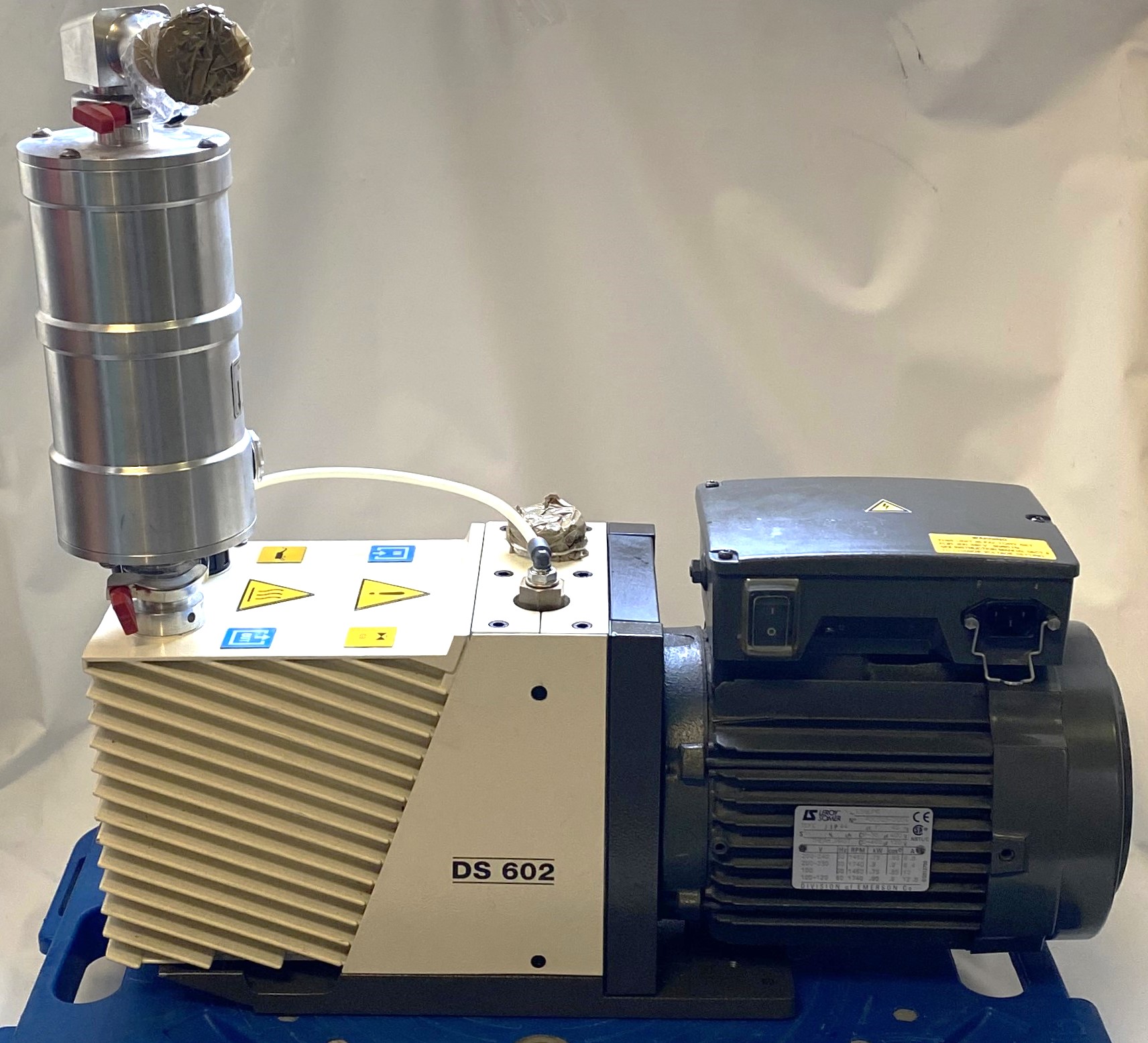Used Varian (Agilent) DS 602 Rotary Vacuum Pump with Varian Oil Filter (17.6cfm)