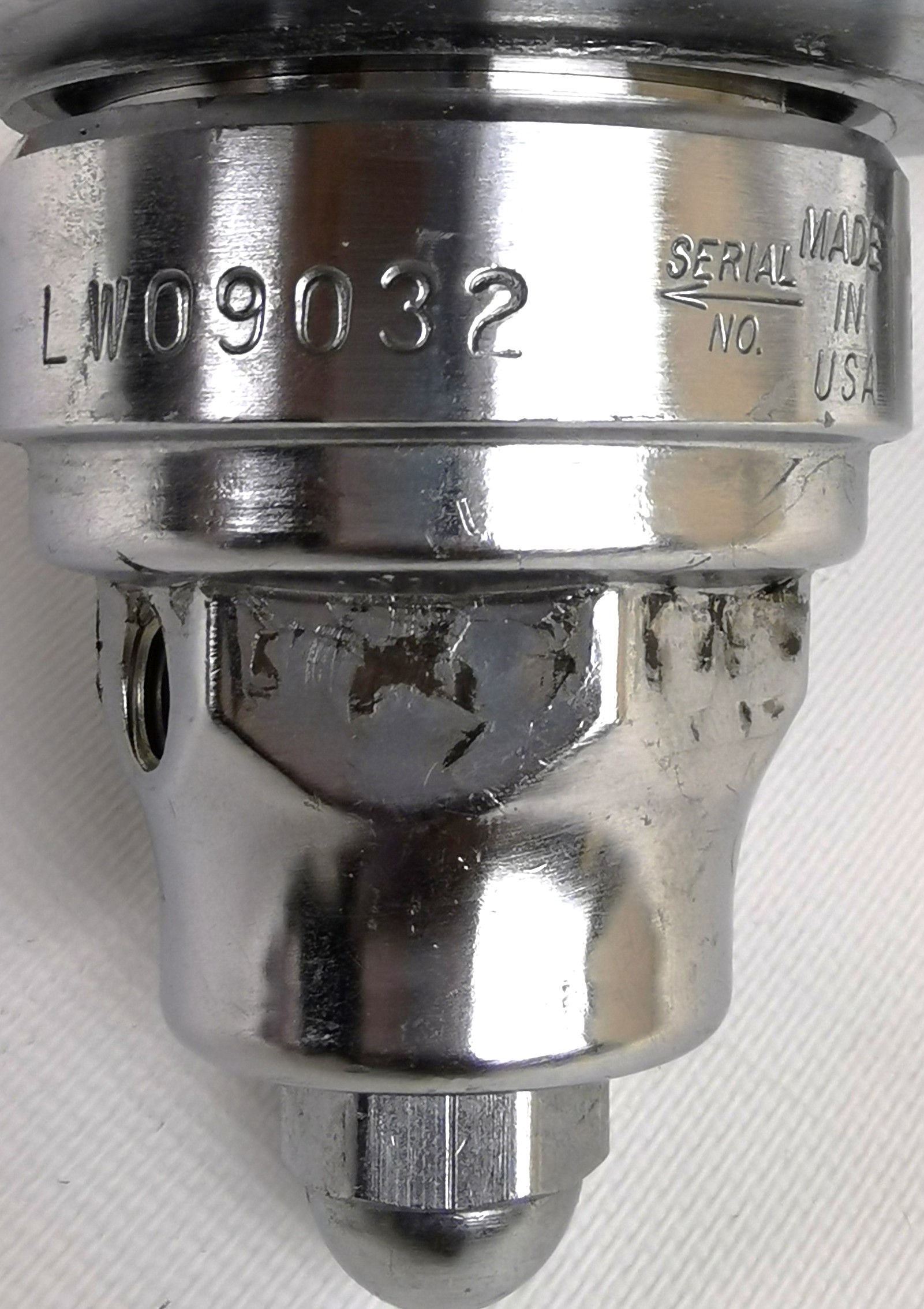 Used Air Liquide ALPHAGAZ 2501 High-Purity Gas Regulator