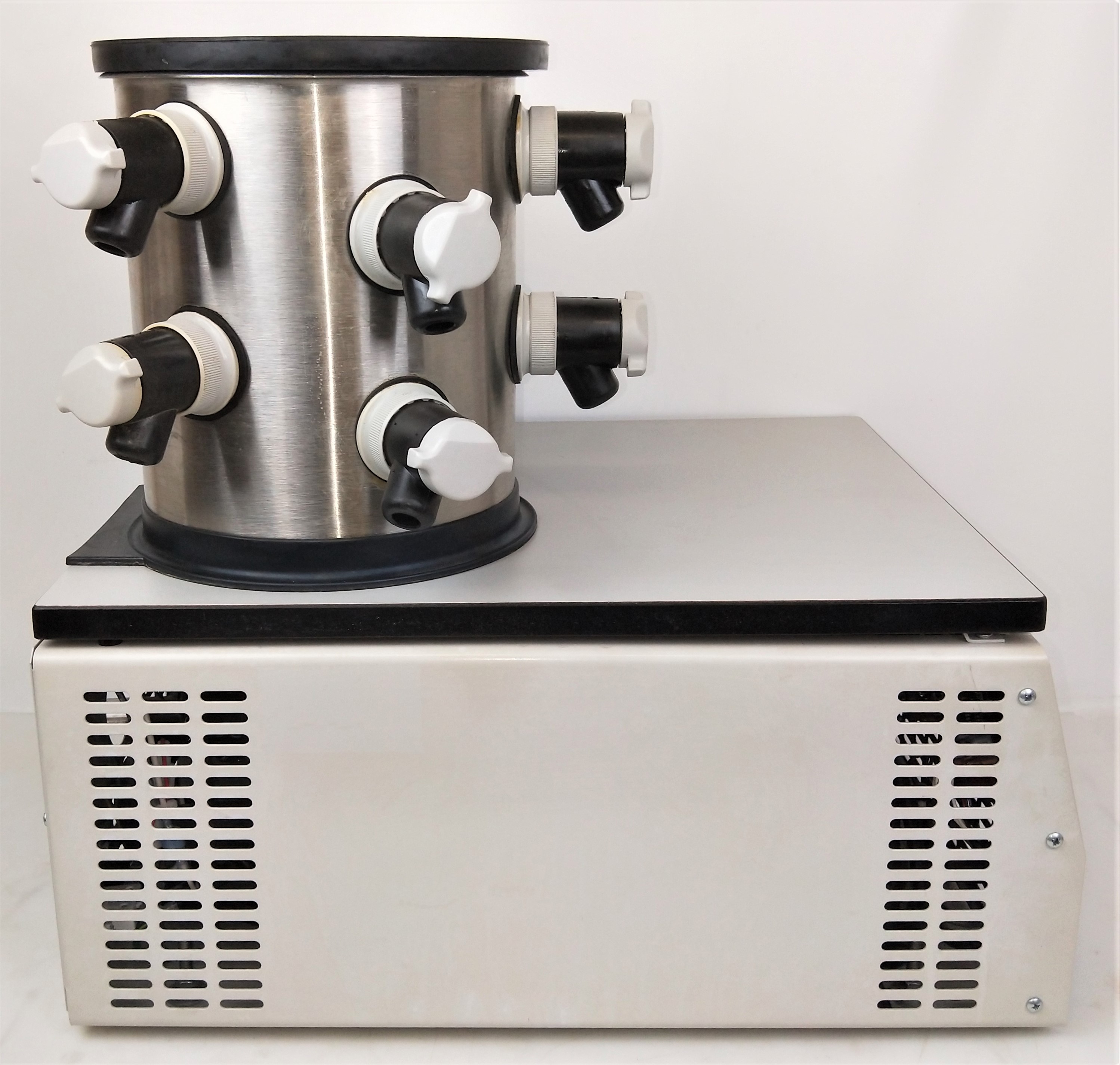 Used Labconco FreeZone 4.5 Benchtop Freeze Dryer