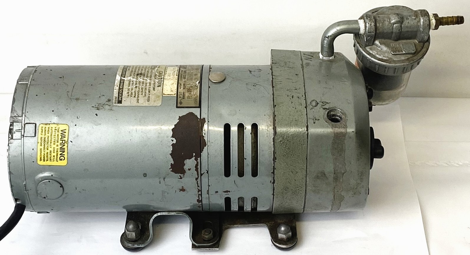 Used Gast 0523-101Q-G180DX Vacuum Pump with Filter (4.5cfm)