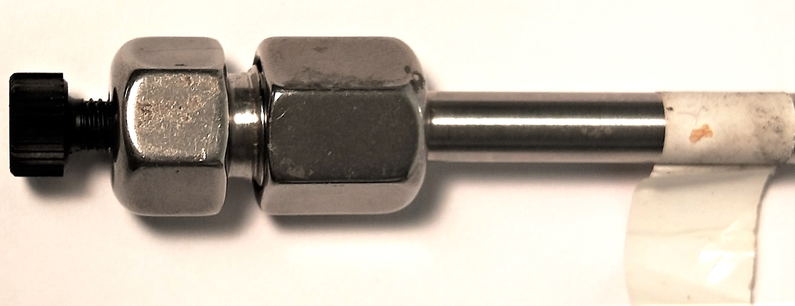 Used Agilent Zorbax XDB-C18 HPLC Column (25 cm × 4.6 mm x 5µm)