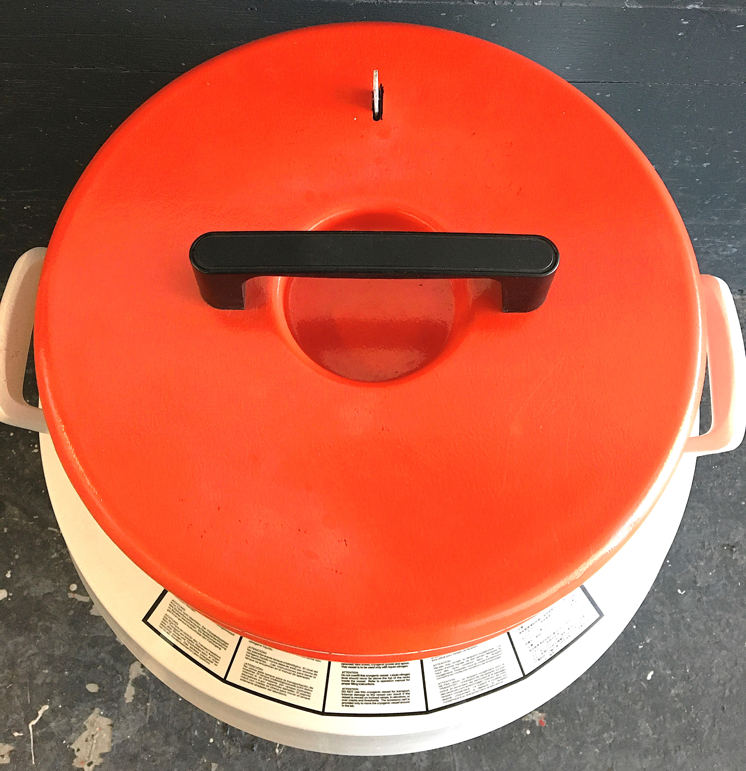 Used Thermolyne Locator Jr Cryogenic Storage System (50L)