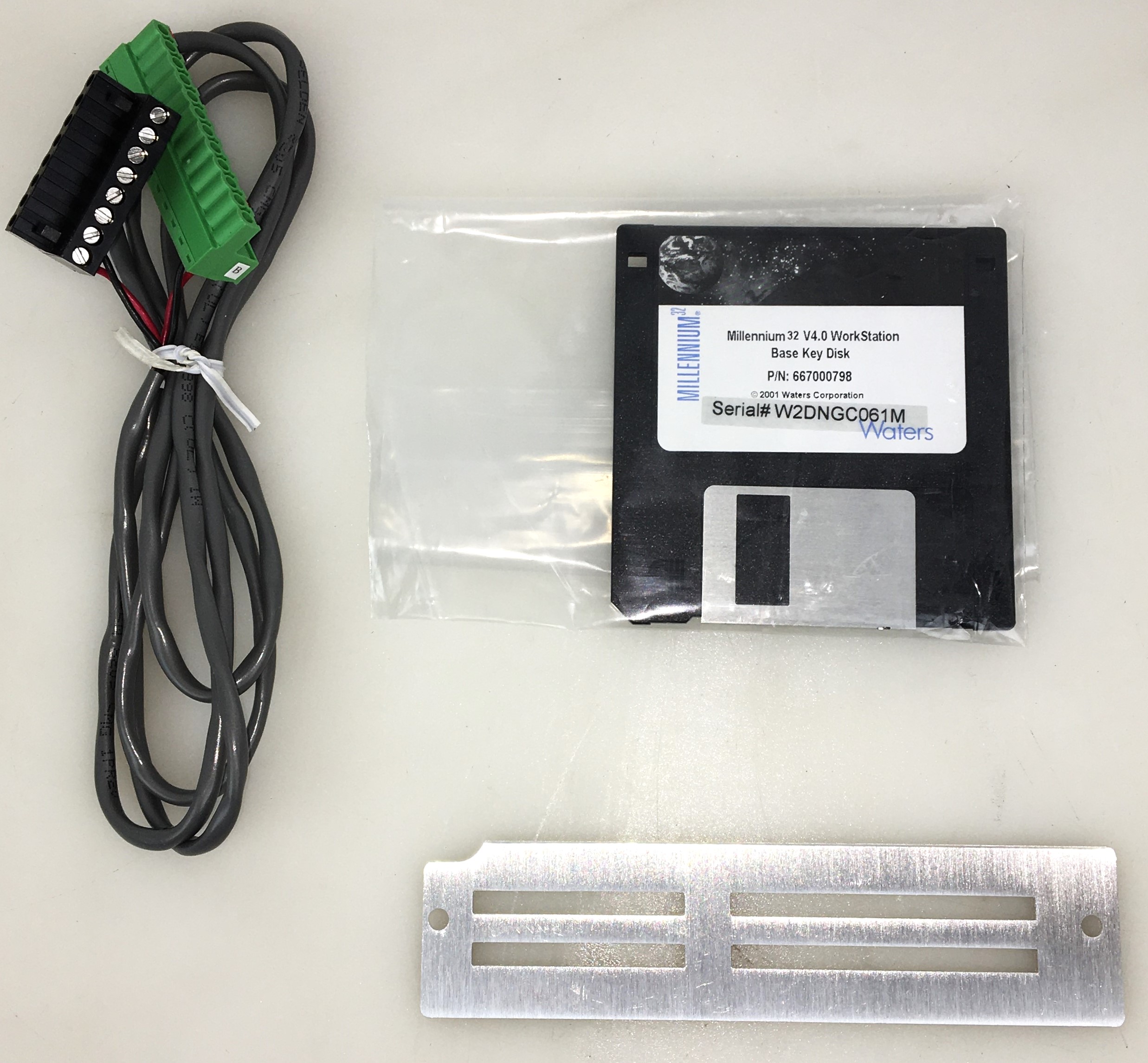 New Open Box Waters Millenium32 (Ver 4.0) Chromatography Software Kit with Key Disk