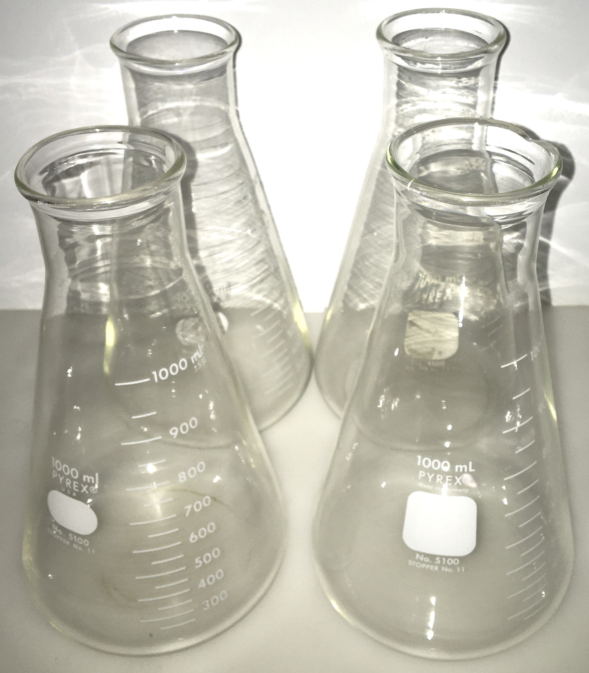 Used Corning PYREX 5100/Kimble KIMAX 26650 Wide-Mouth Titration Flask - 1000mL