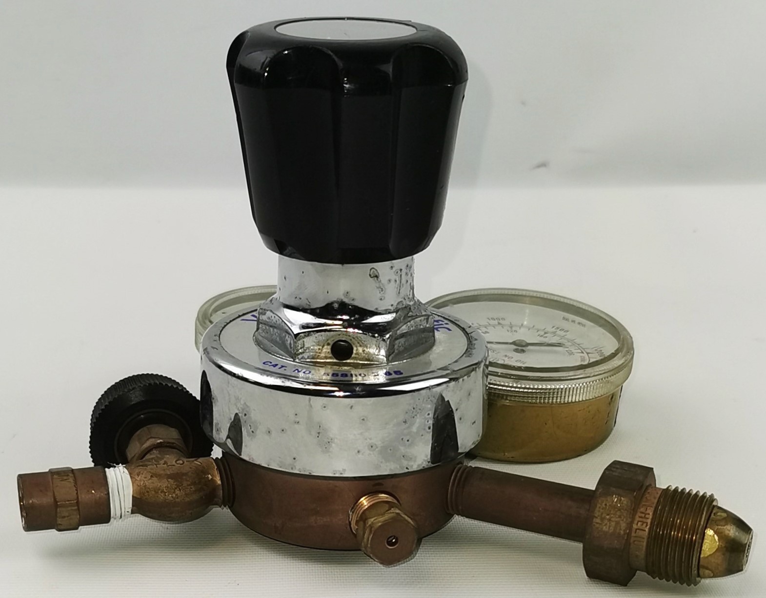 Used VWR 55850-265 Dual Stage Regulator (CGA 580)