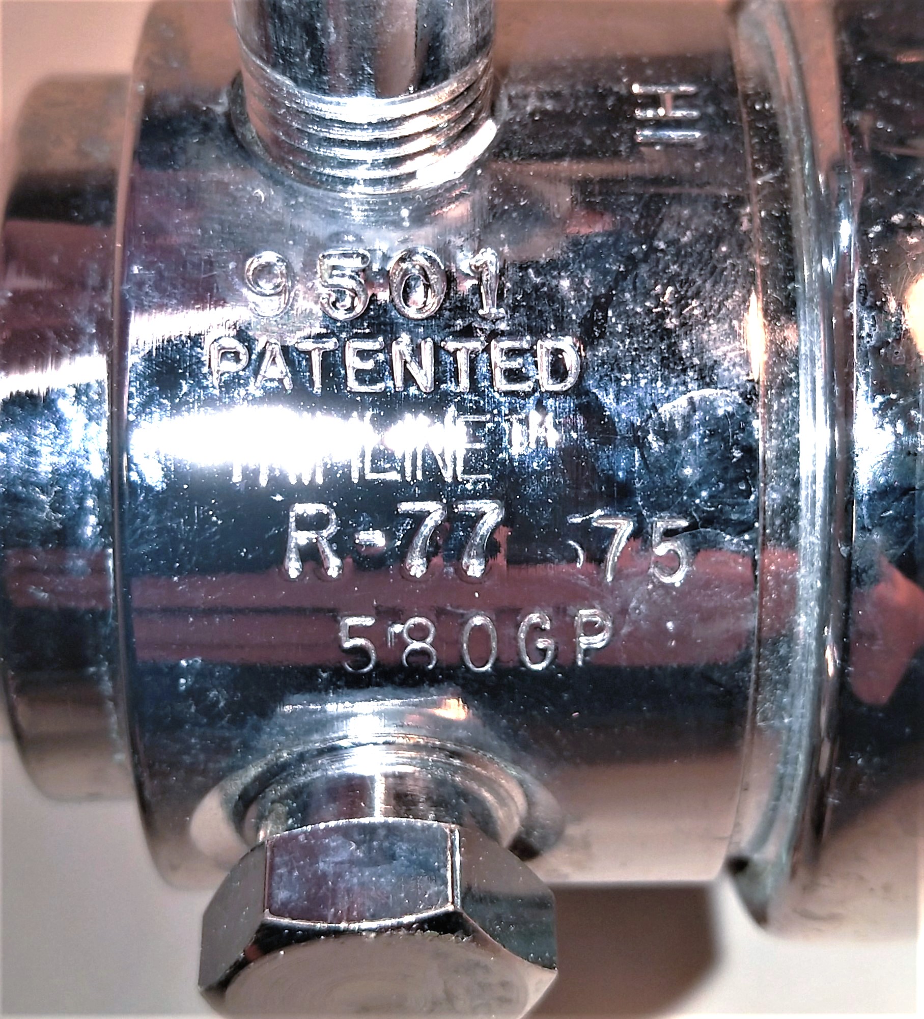 Used Oxweld Trimline R-77 75-580 Dual Stage Stainless-Steel Regulator (CGA 580)
