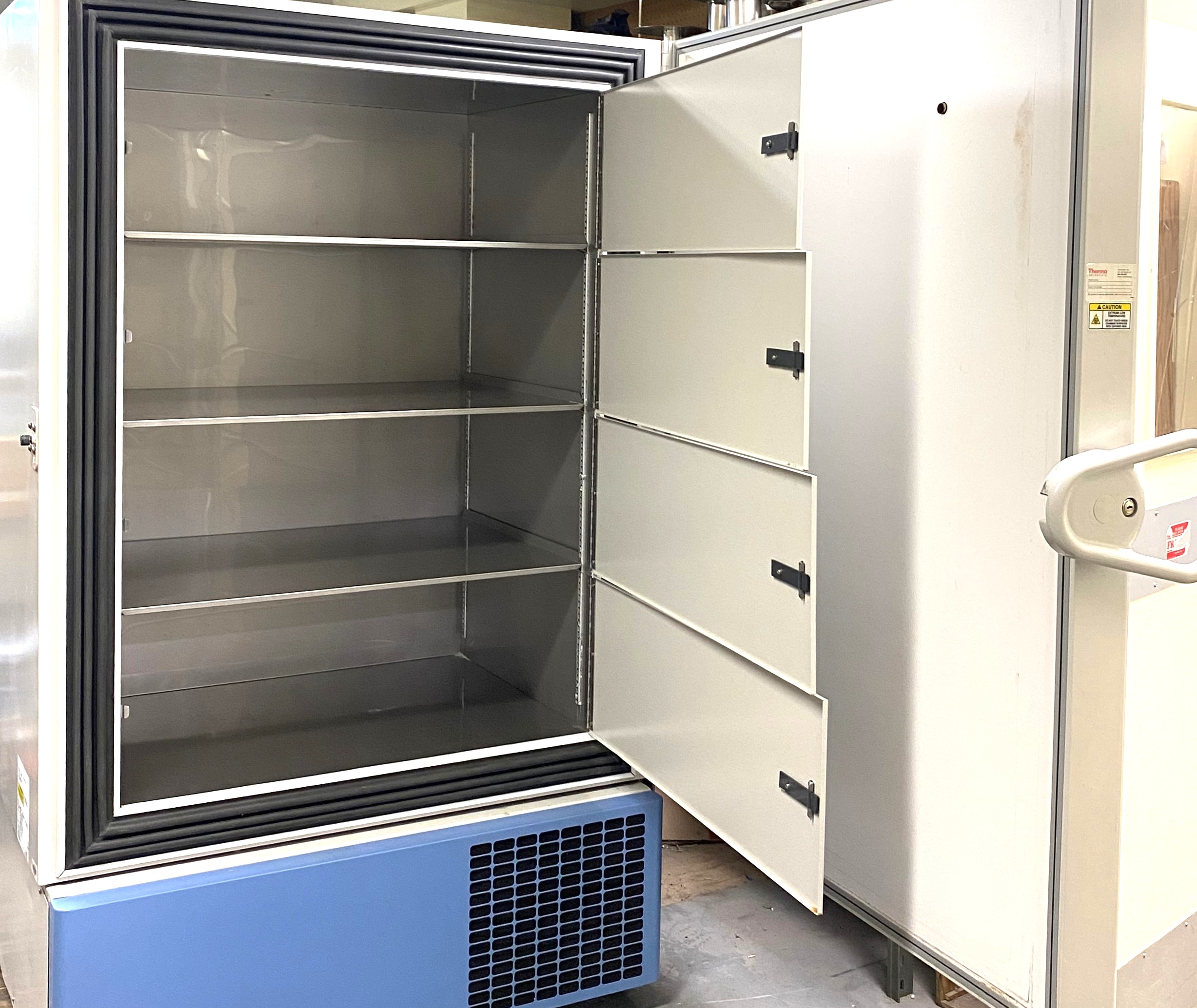 Used Thermo Fisher 907 Ultra-Low Freezer (28 Cu-Ft)