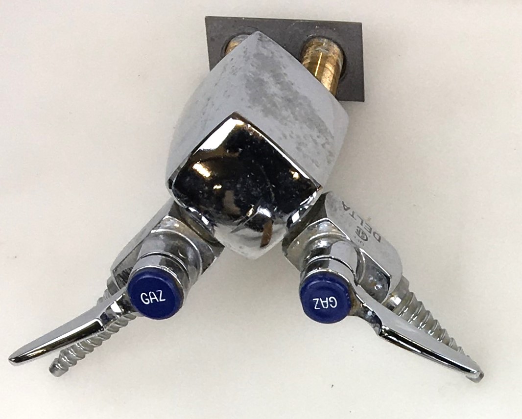 Used Assorted Deck-Mount Turrets and Valves for Air, Gas and Vacuum
