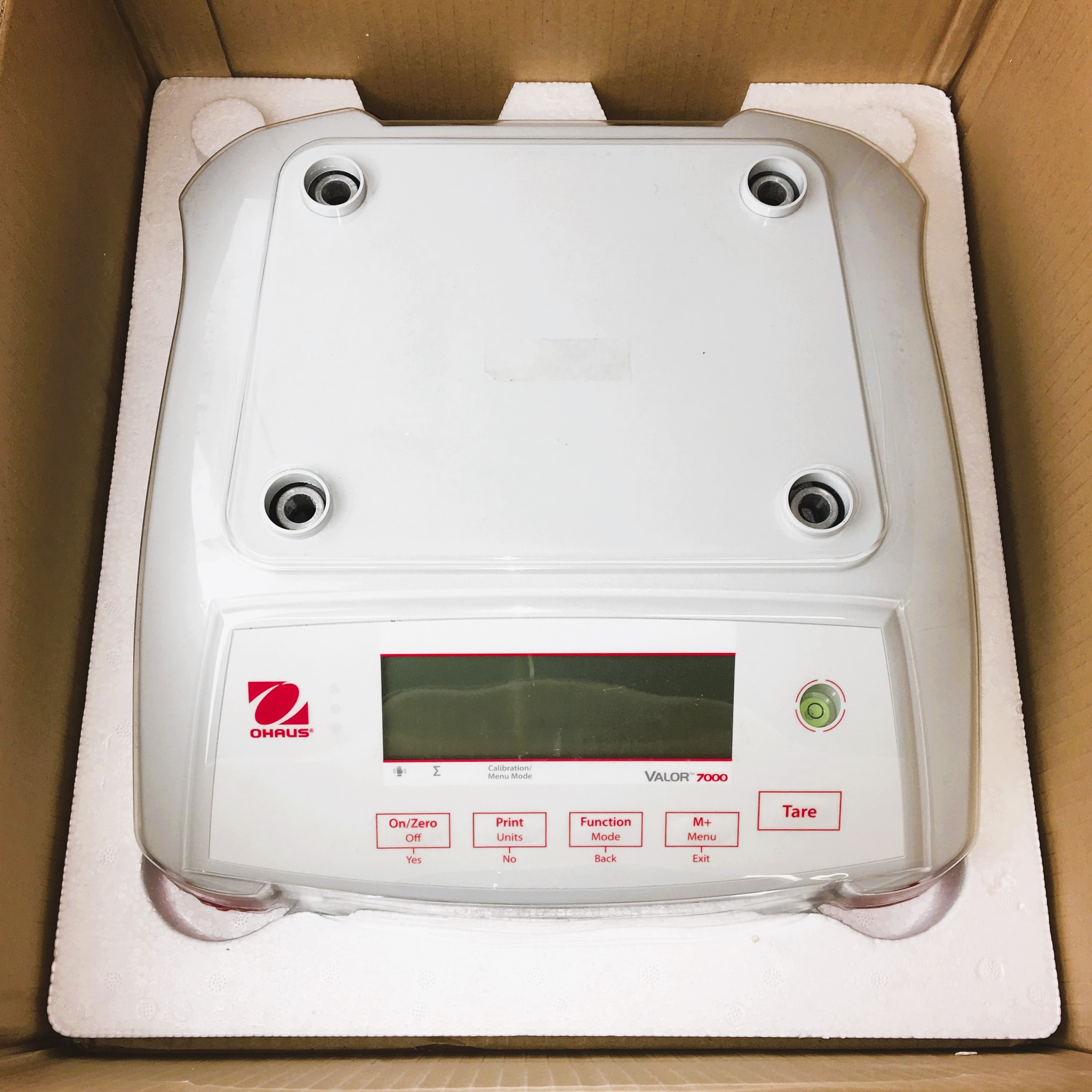 New Open Box Ohaus Valor 7000 Compact Balance (6000g x 2g / 15lb x 0.005lb) 