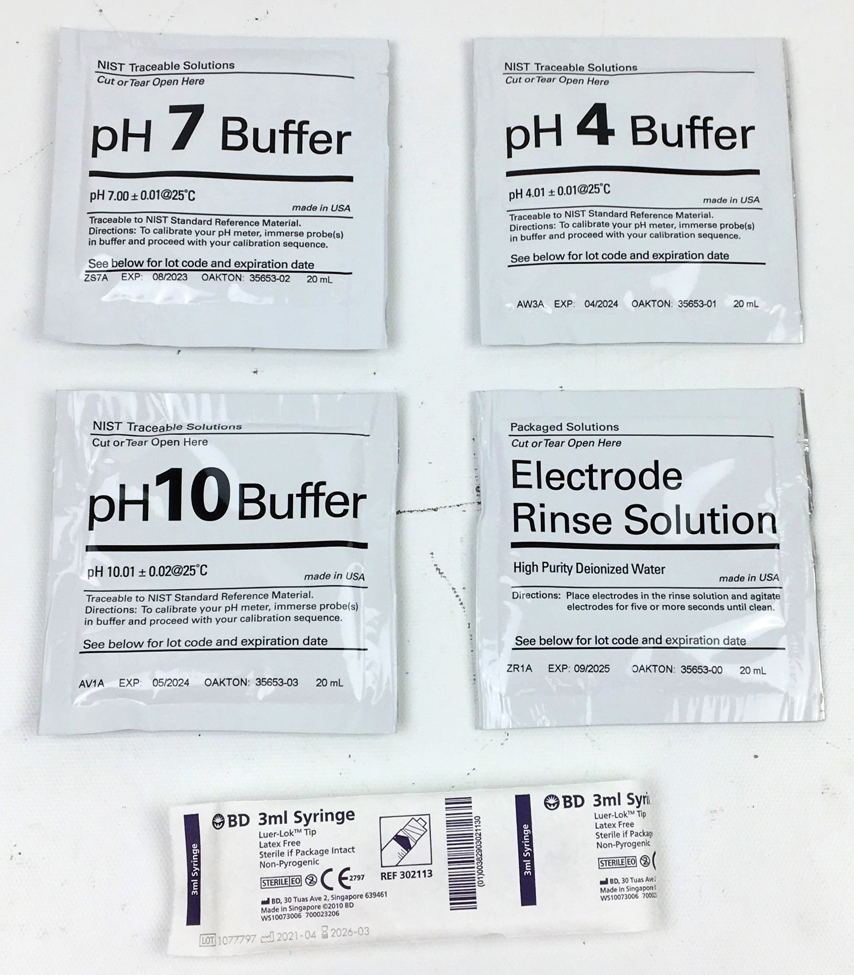 New Open Box Oakton PH 2700 pH Meter with Electrode and ATC Probe