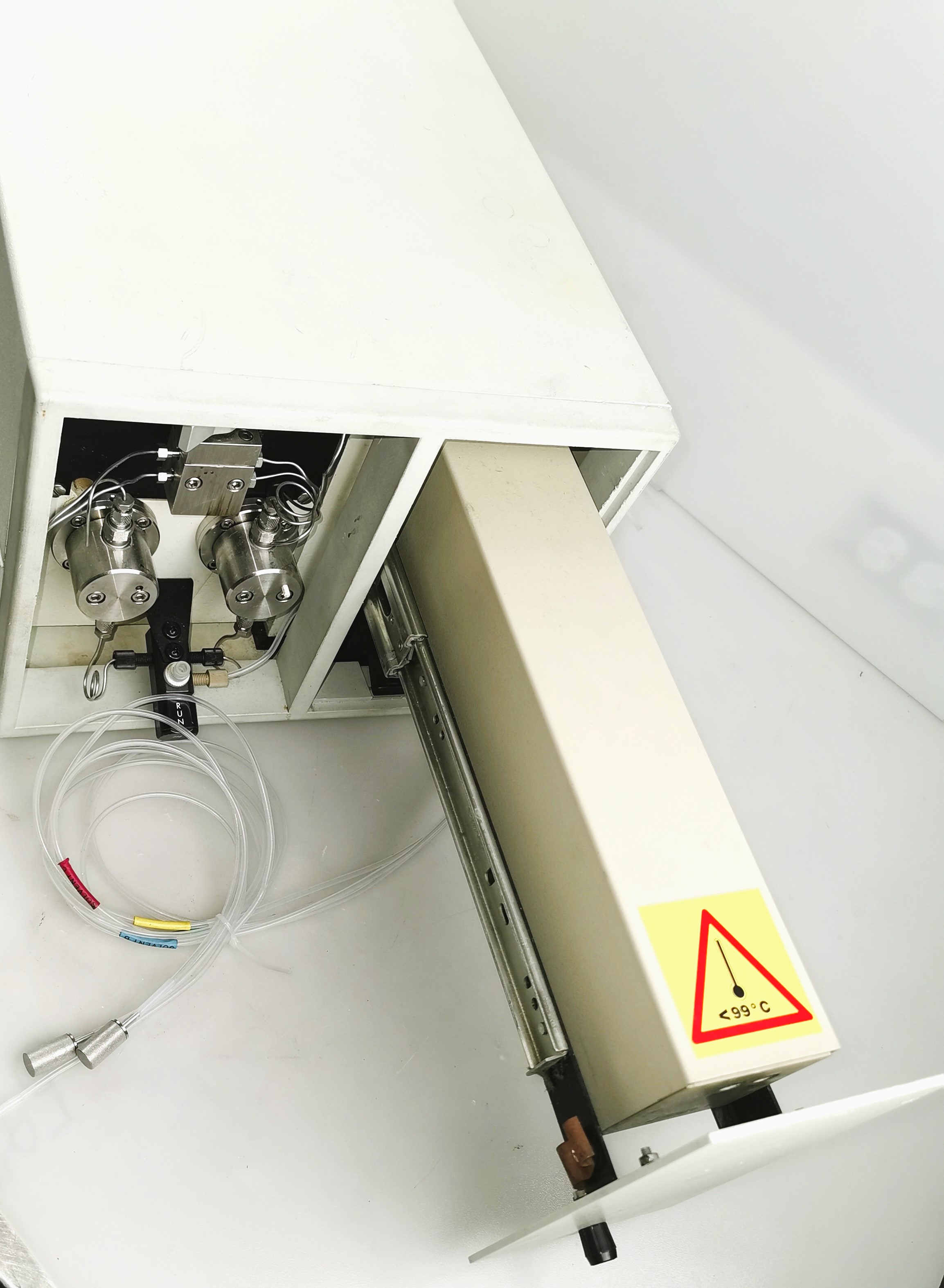 Used Waters UV-Visible HPLC System