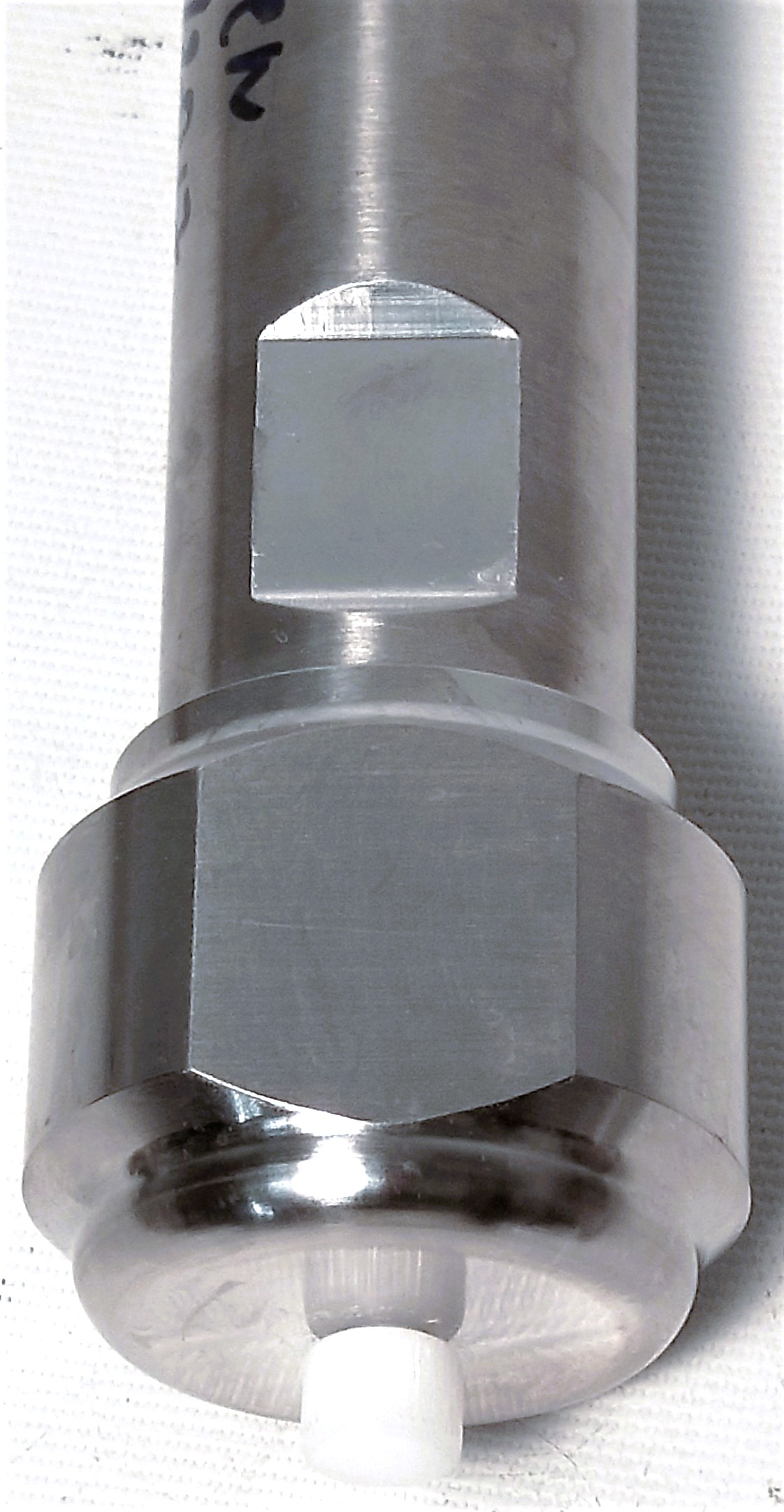 Used Higgins PROTO300 C18 Semi-Prep LC Column (25 cm × 20 mm x 10µm)