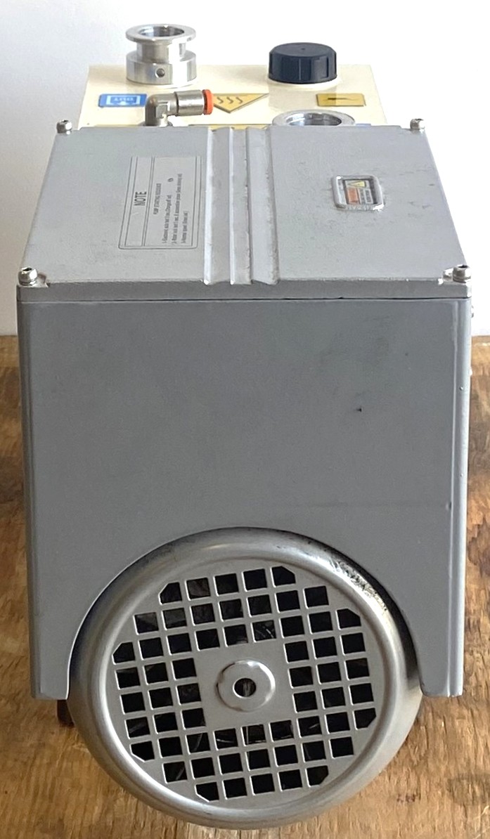 Used Varian HS 602 Rotary Vacuum Pump (17.6cfm)