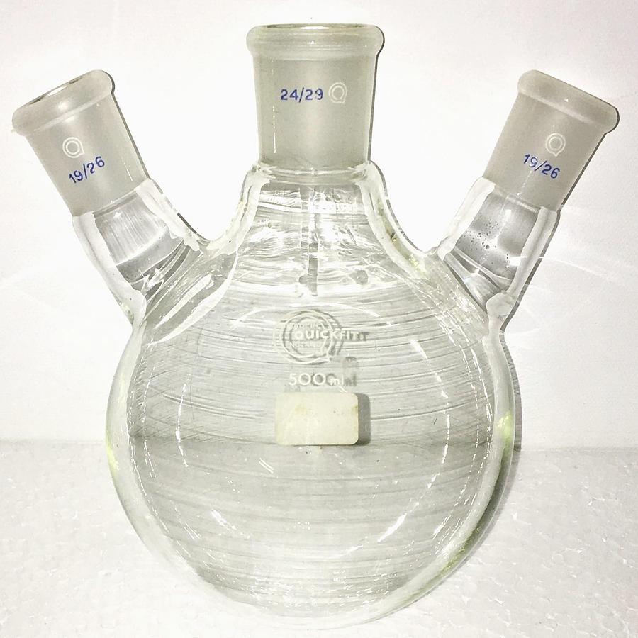 Used QuickFit FR500/3S/22A 3-Neck 500mL Round-Bottom Flask