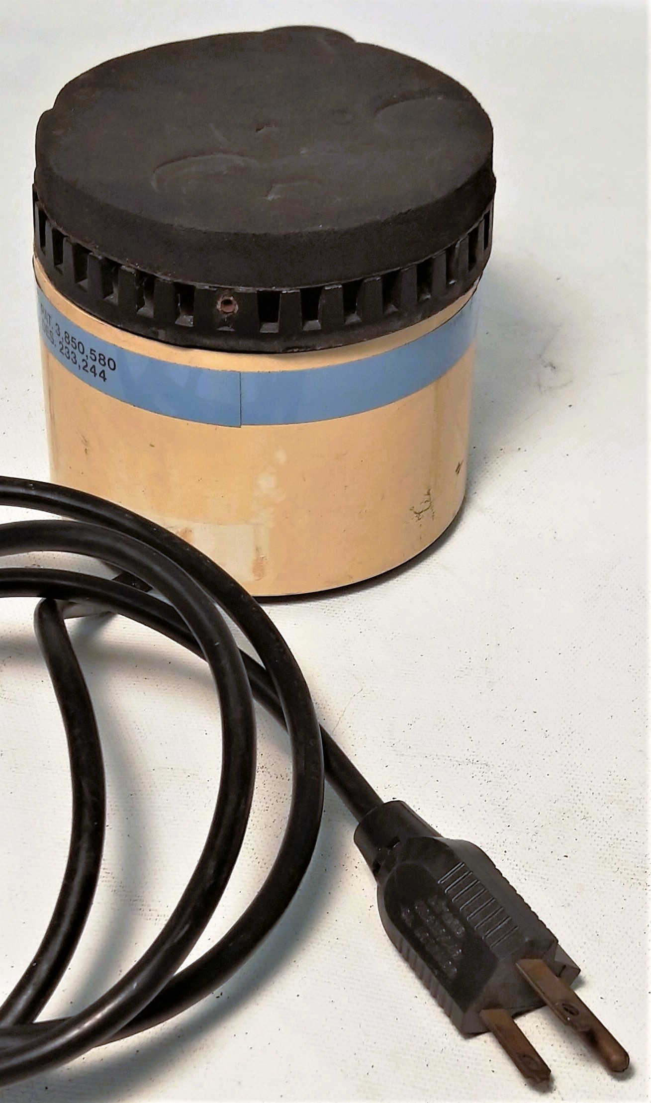 Used Thermolyne MaxiMix I 16700 Vortex Mixer