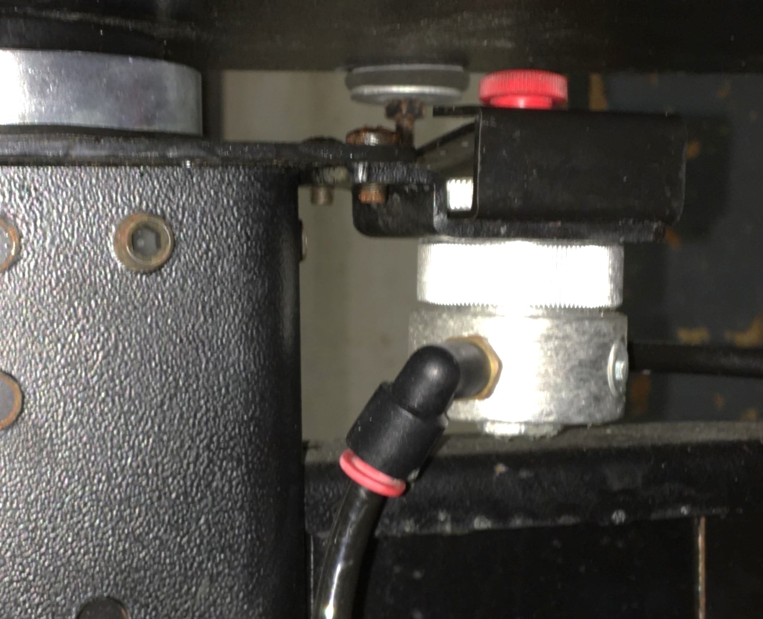 Used TMC Micro-g 63-531 Anti-Vibration Balance Table with Gimbal Piston Isolators