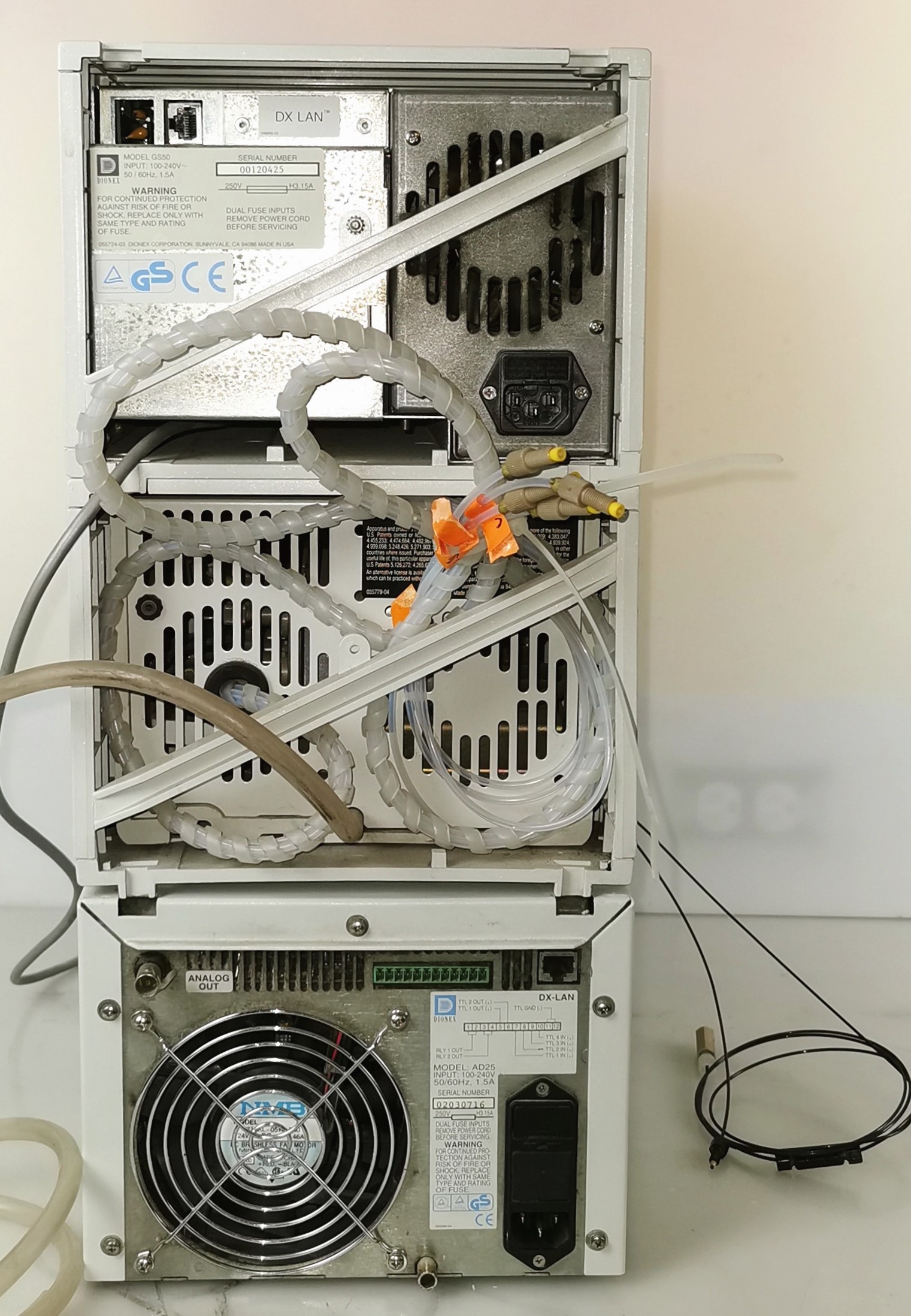 Used Dionex AD25 Absorbance Detector with GS50 Gradient Pump