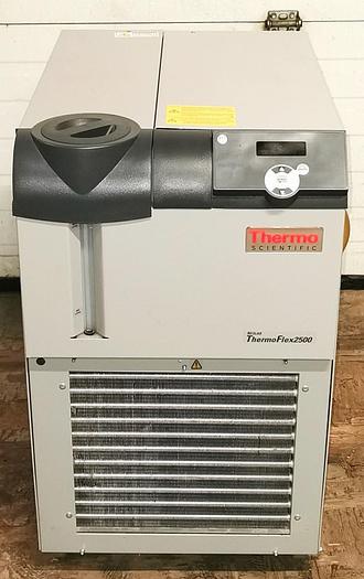 Used Thermo Neslab ThermoFlex 2500 Recirculating Chiller