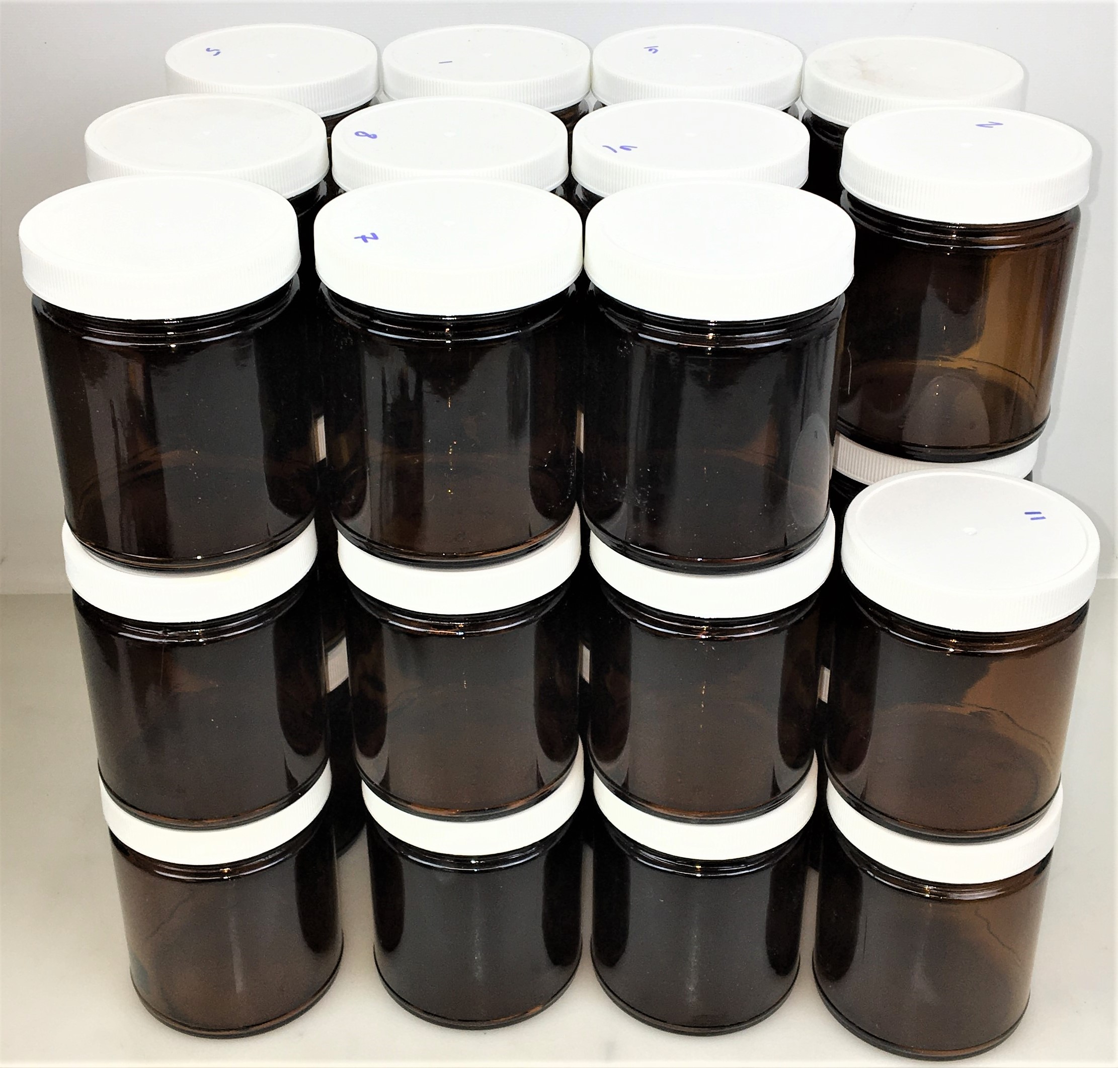 New Open Box 9oz Flint Straight Sided Amber Jar with Lid (Box of 35)