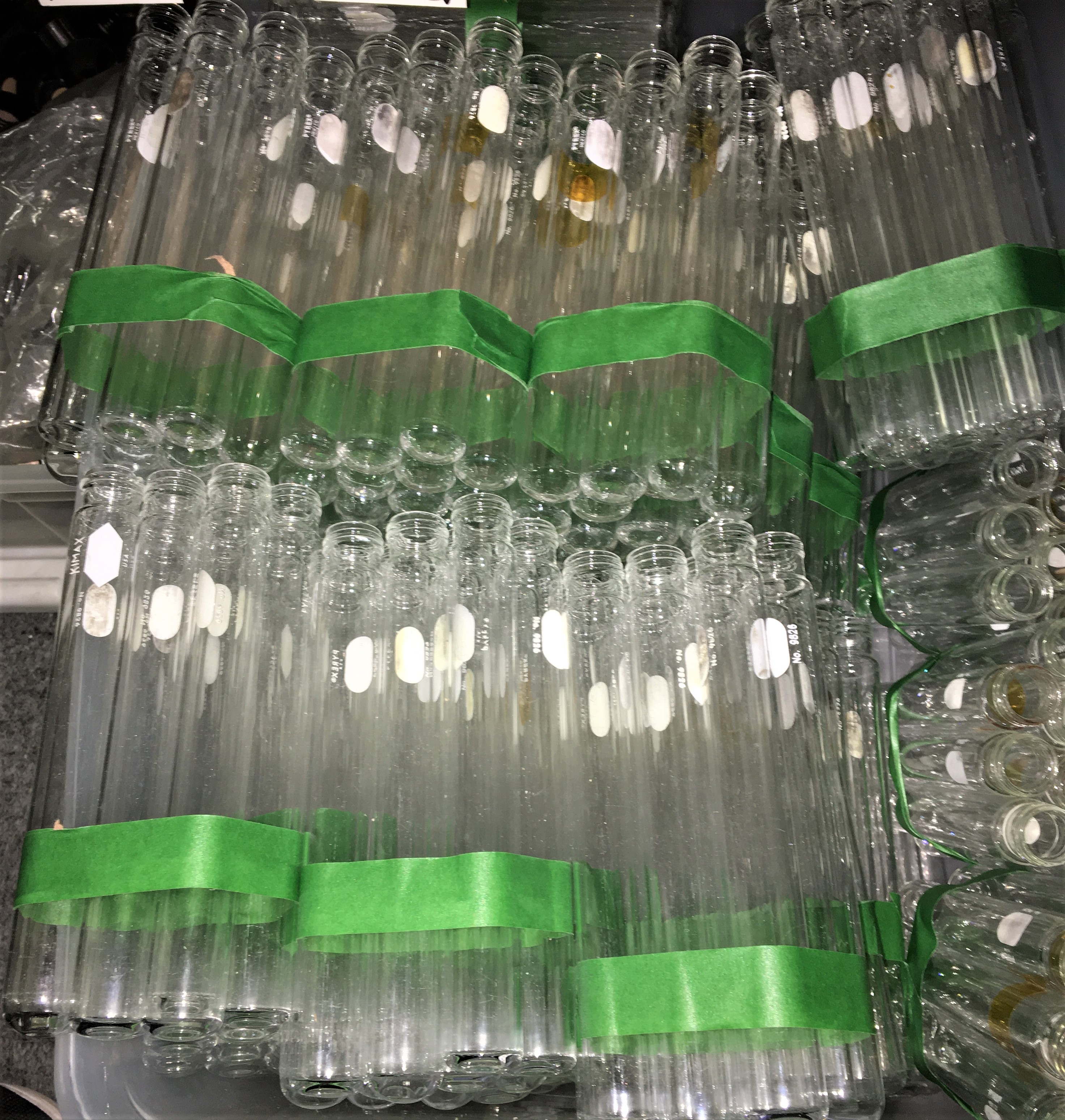 Used Corning PYREX 9826-25X/Kimble KIMAX 45066A-25200 Tube with Cap - 25mm x 200mm 