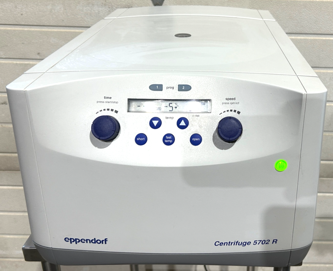 Used Eppendorf 5702R Refrigerated Centrifuge with Rotor and Accessories (4 x 100mL)